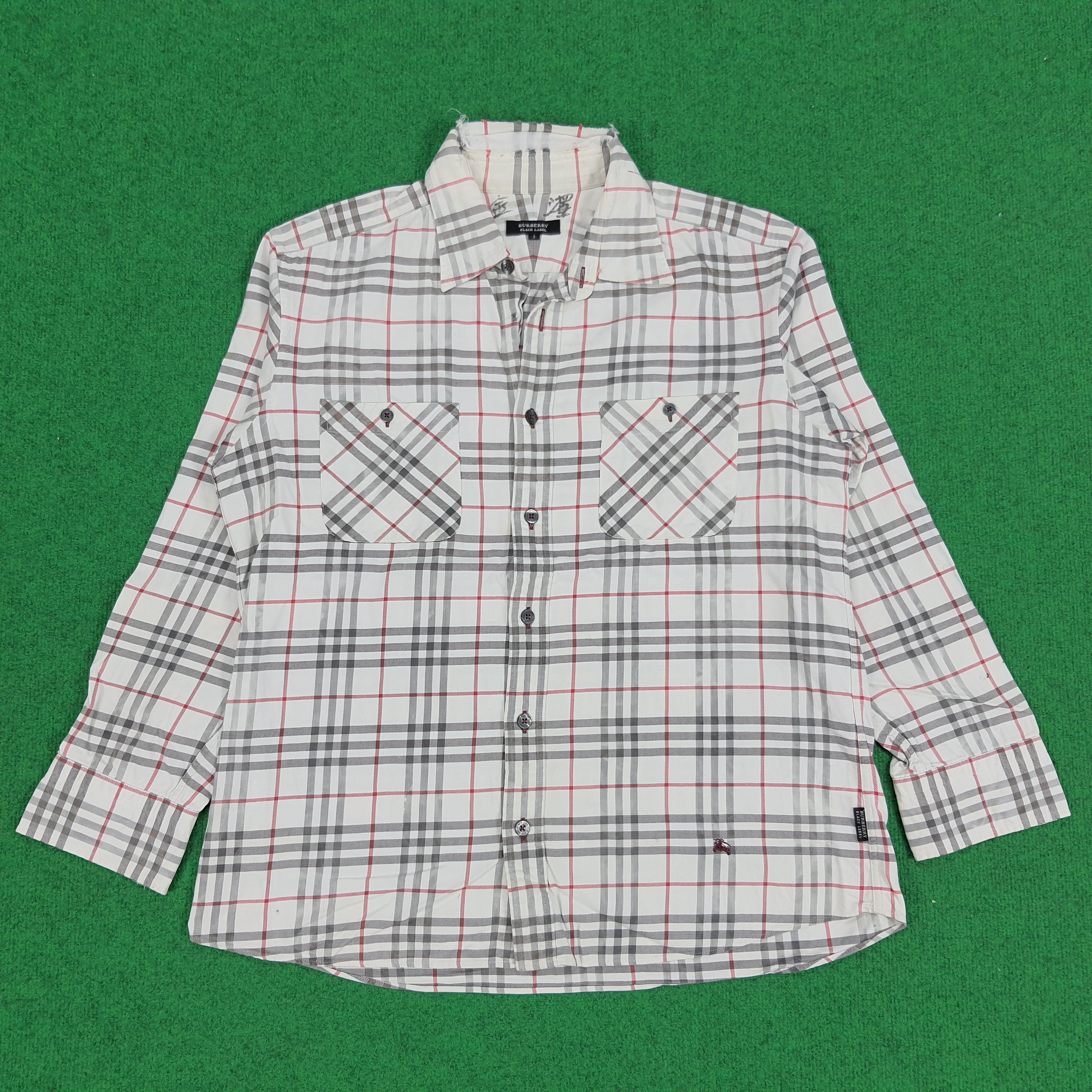 Burberry × Vintage Vintage Burberry Black Label Long Sleve Shirt Size US L / EU 52-54 / 3 - 1 Thumbnail
