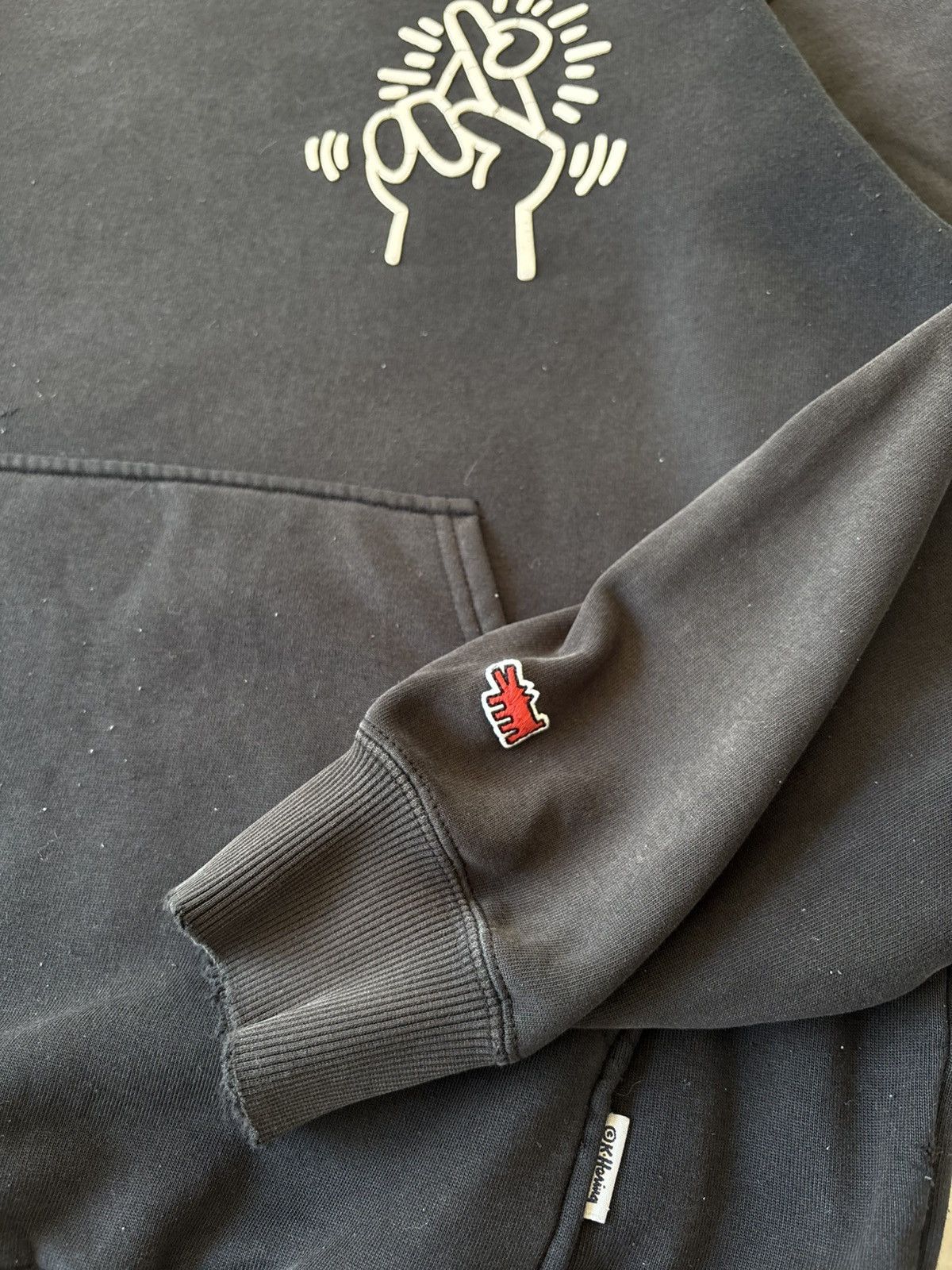 Keith Haring Vintage Distressed Faded Keith Haring Hoodie Sweatshirt Size US M / EU 48-50 / 2 - 9 Thumbnail