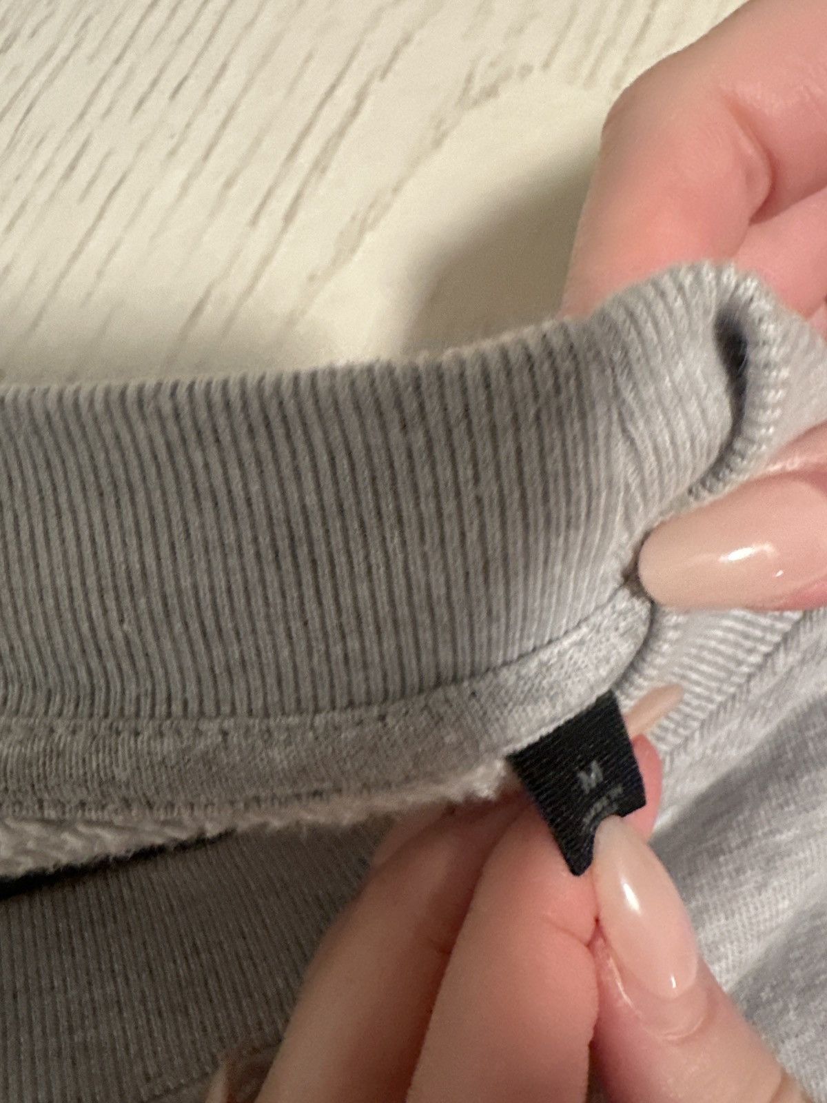 Aritzia Aritizia Womens Grey Crewneck Medium Size M / US 6-8 / IT 42-44 - 5 Thumbnail