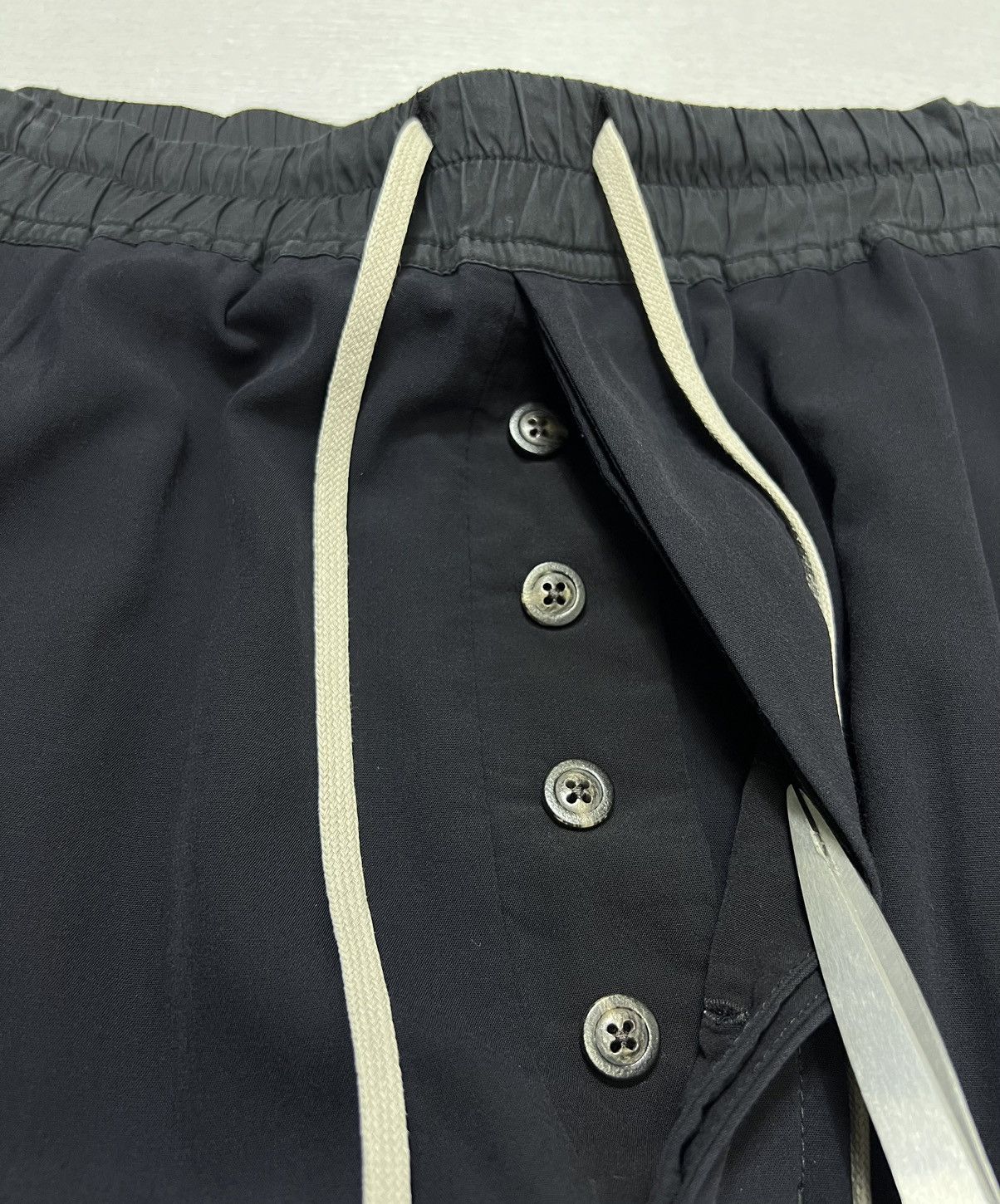 Rick Owens Rick Owens - “Dirt” S/S 18’ - Drawstring Cropped Trouser Size US 34 / EU 50 - 7 Thumbnail
