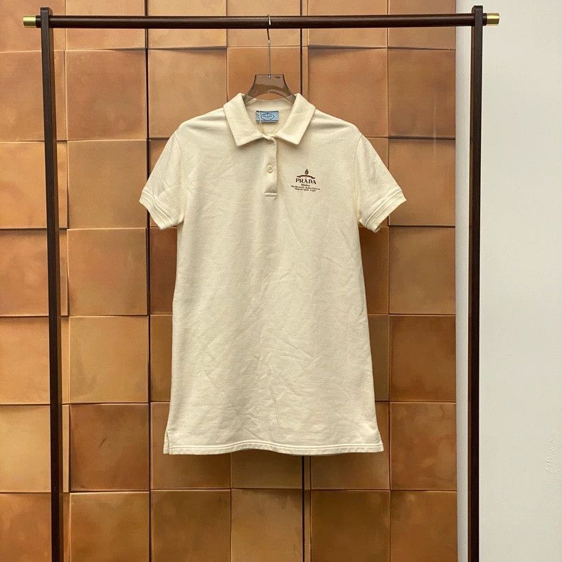 Prada Prada 24ss popular milky white slogan logo dress 2502-Nexta Size S / US 4 / IT 40 - 1 Thumbnail