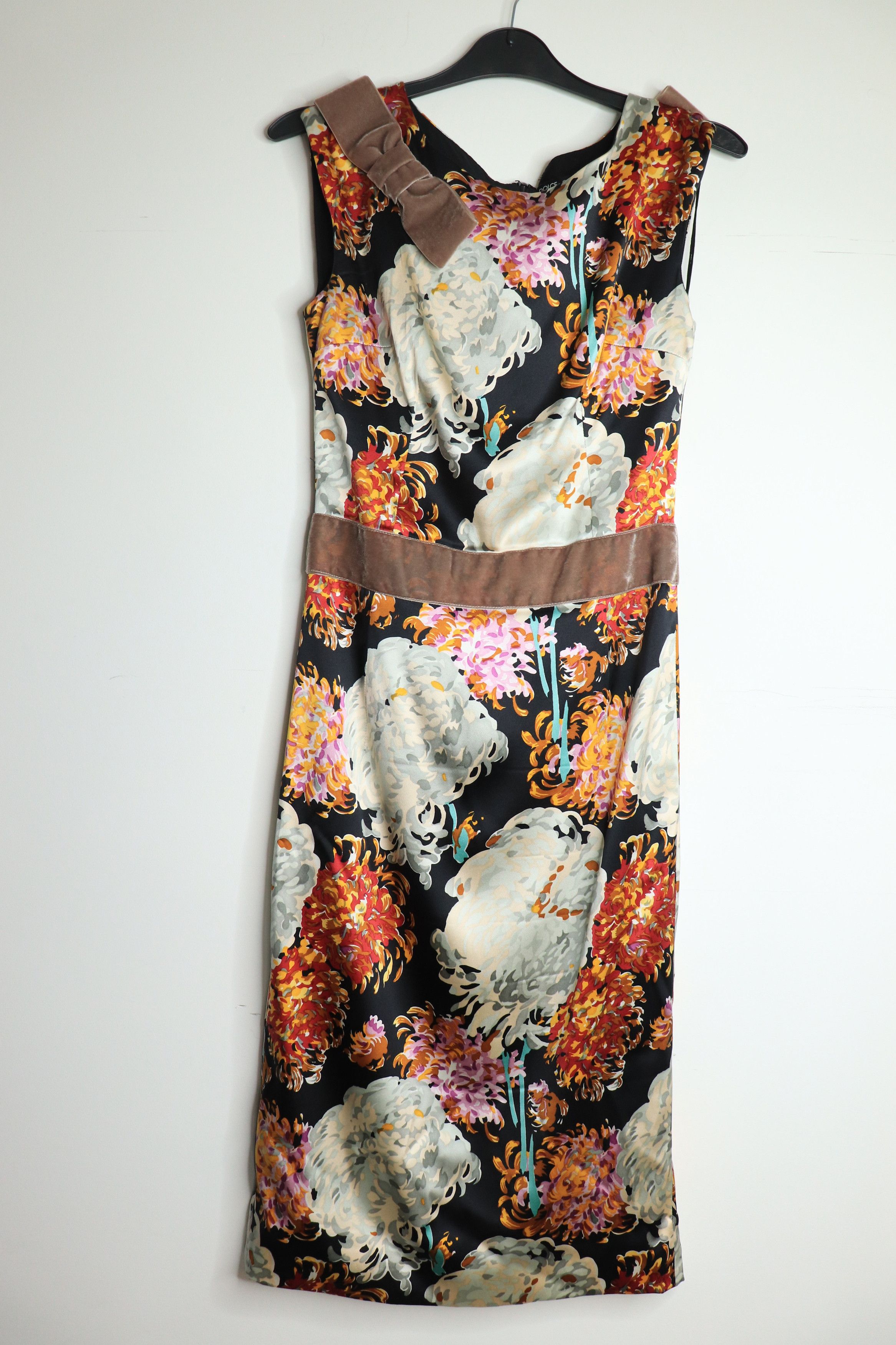 Dolce & Gabbana Multicolour sleeveless silk printed midi dress - UK 8 Size S / US 4 / IT 40 - 1 Thumbnail