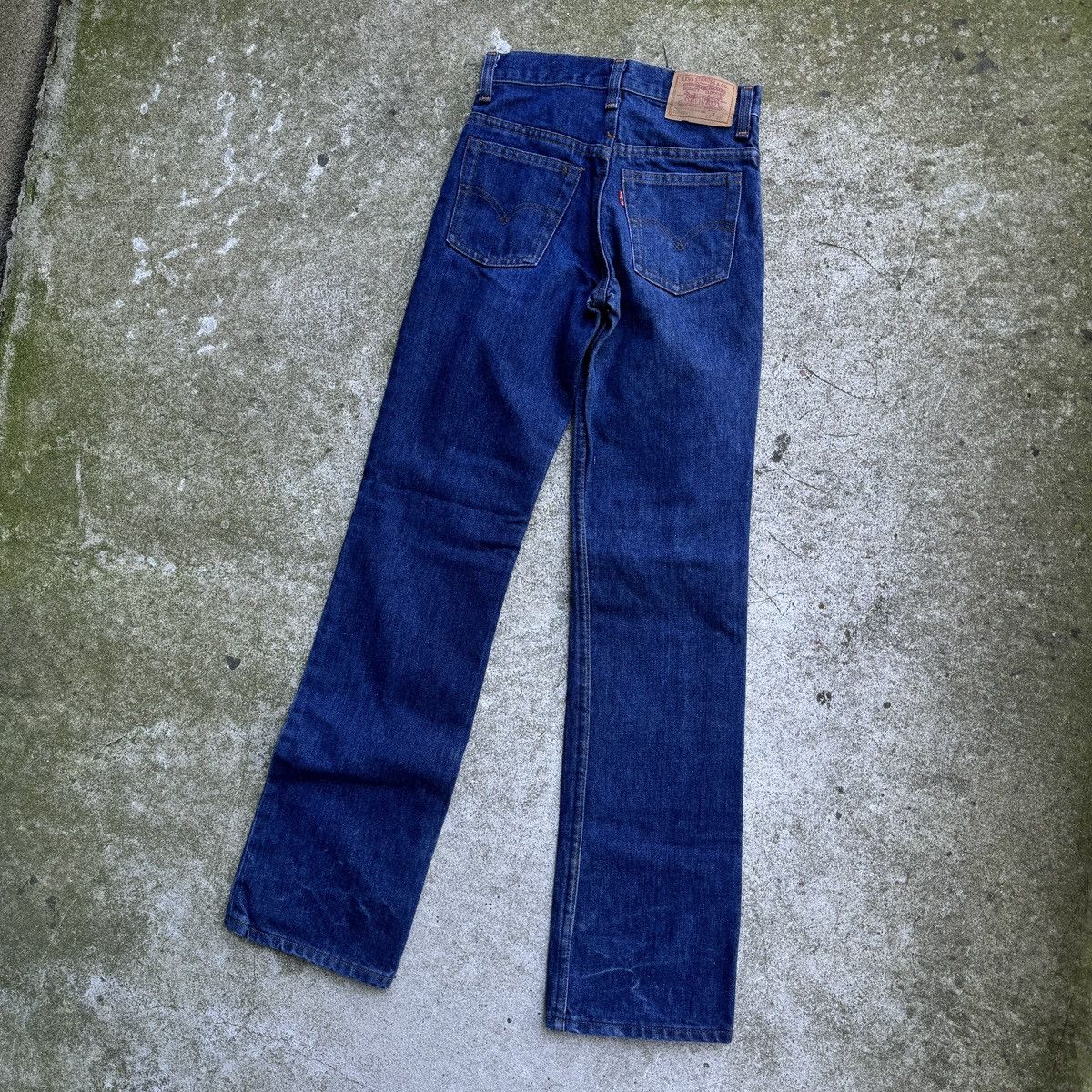 Levi's Vintage 80s Levi's 563 Dark Wash Bootcut Jeans 24x32 Size 24" / US 00 / IT 34 - 18 Thumbnail