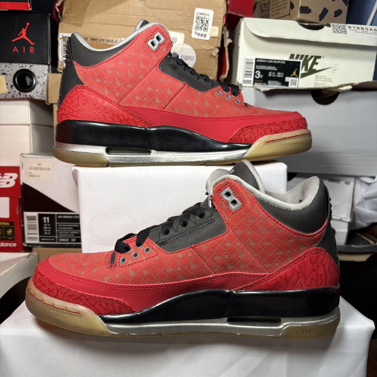 Jordan Brand Size 7 - Air Jordan 3 Retro 2013 Doernbecher Size US 7 / EU 40 - 2 Thumbnail