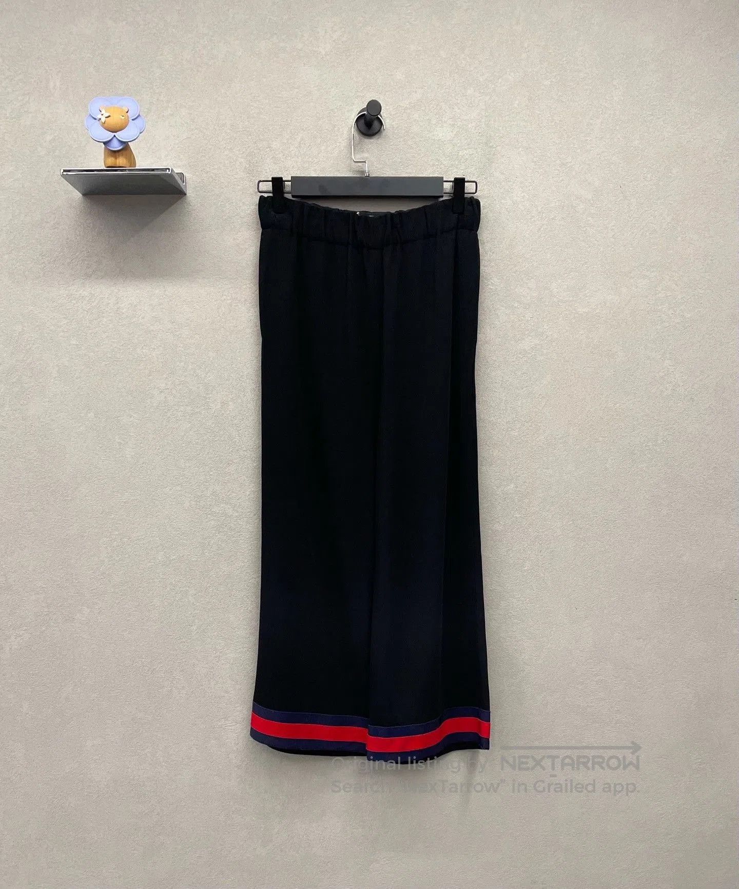 Gucci Gucci Black Striped Wide. Size 35" - 1 Thumbnail