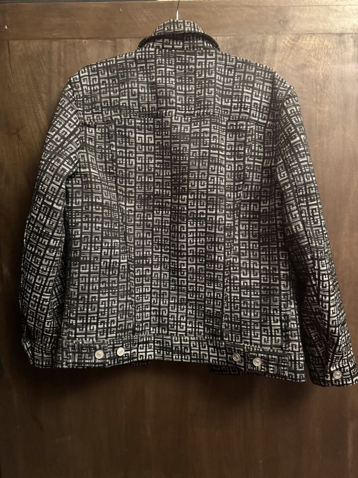 Givenchy × MMW sample givenchy jacquard trucker jacket 4G S mmw Size US S / EU 44-46 / 1 - 6 Thumbnail