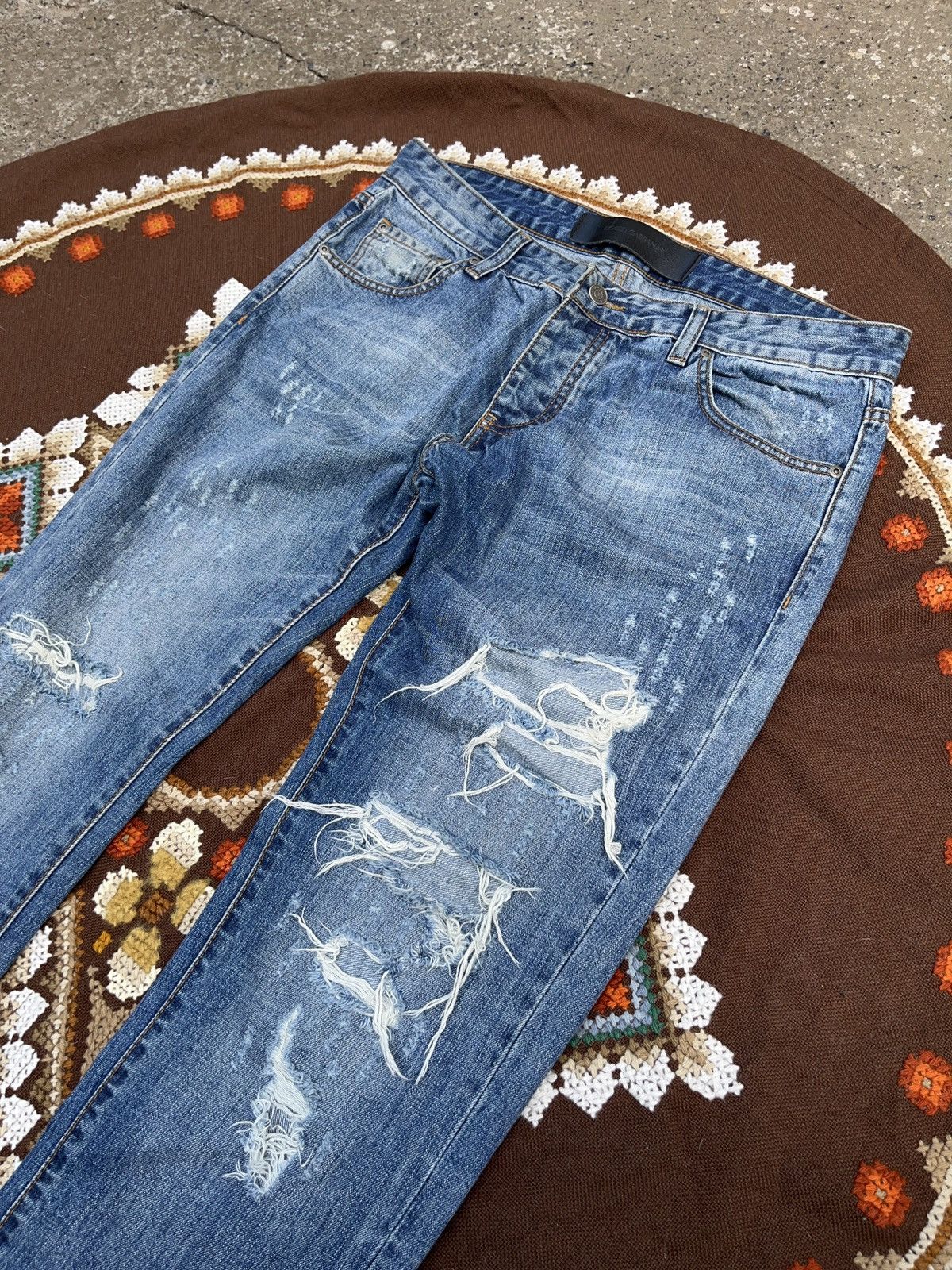 Dolce & Gabbana Vintage Dolce & Gabbana 14 Gold Distressed Denim Style Jeans Size US 34 / EU 50 - 3 Thumbnail