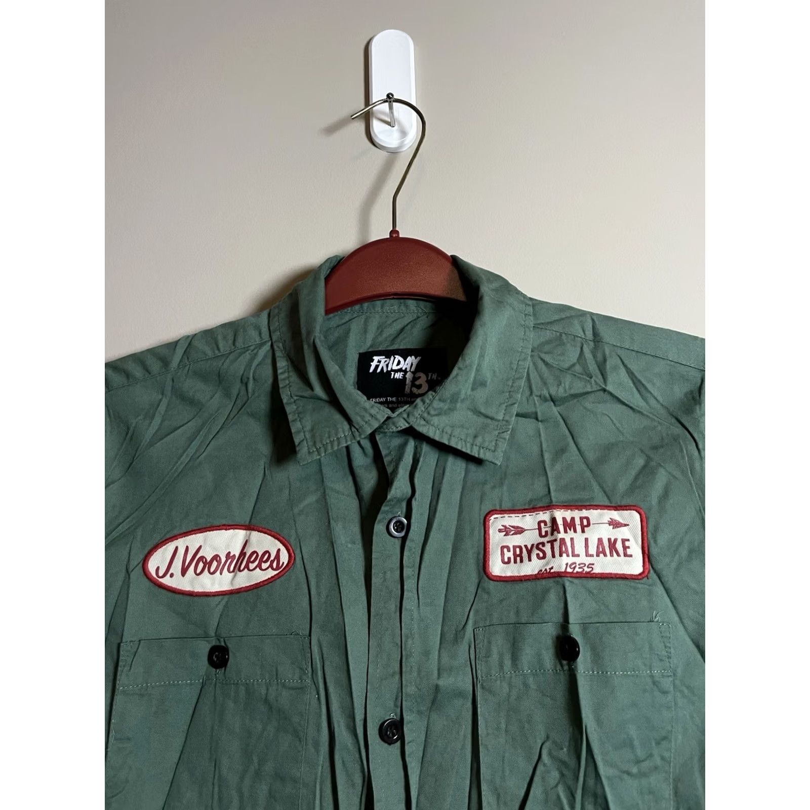 Vintage Friday the 13th Camp Crystal Lake J Voorhees Men's Medium Green Long Sleeve Shirt Size US M / EU 48-50 / 2 - 2 Thumbnail