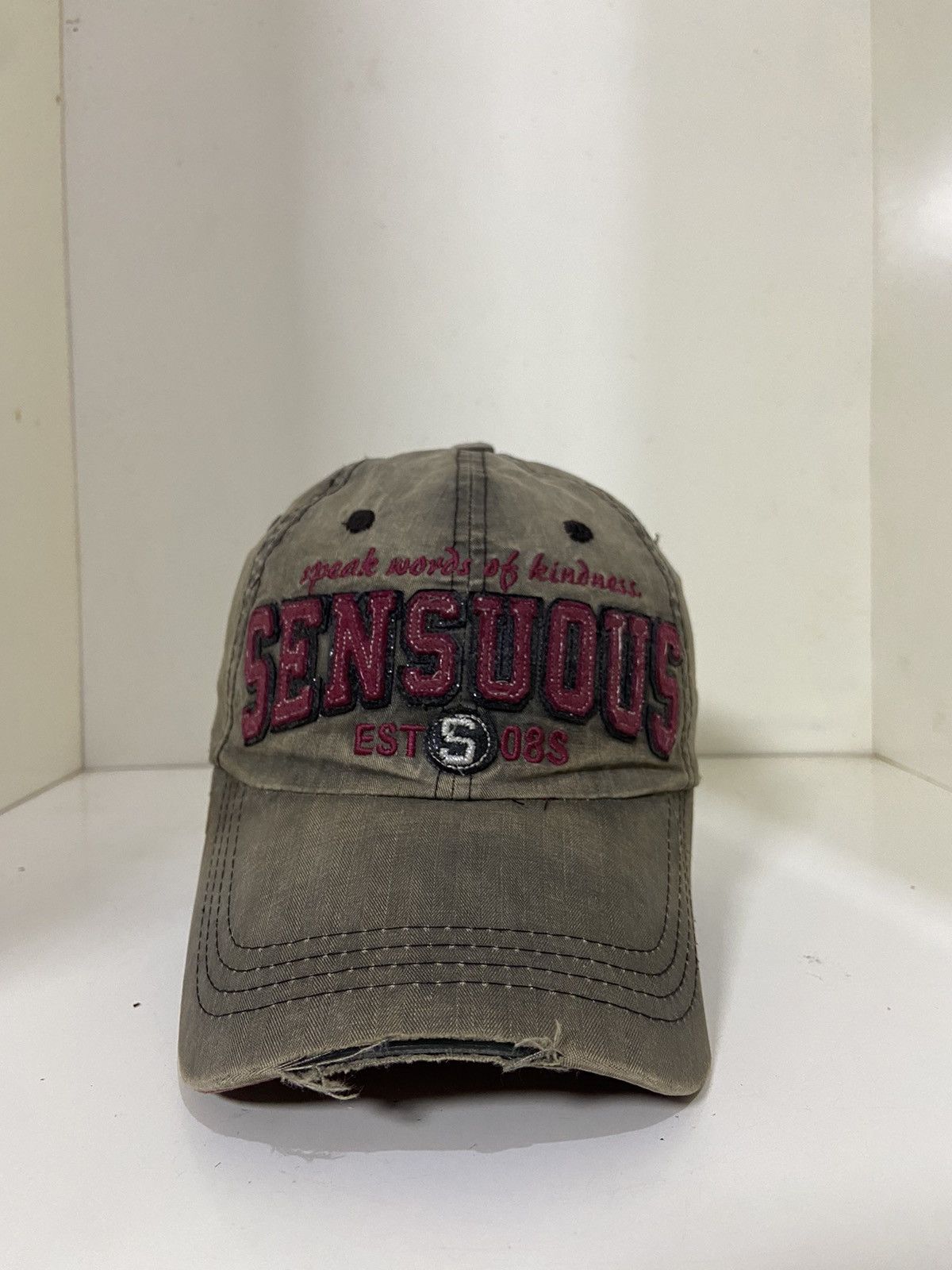 If Six Was Nine Vtg rock n blue DITSETRESSED denim hat Size ONE SIZE - 1 Thumbnail
