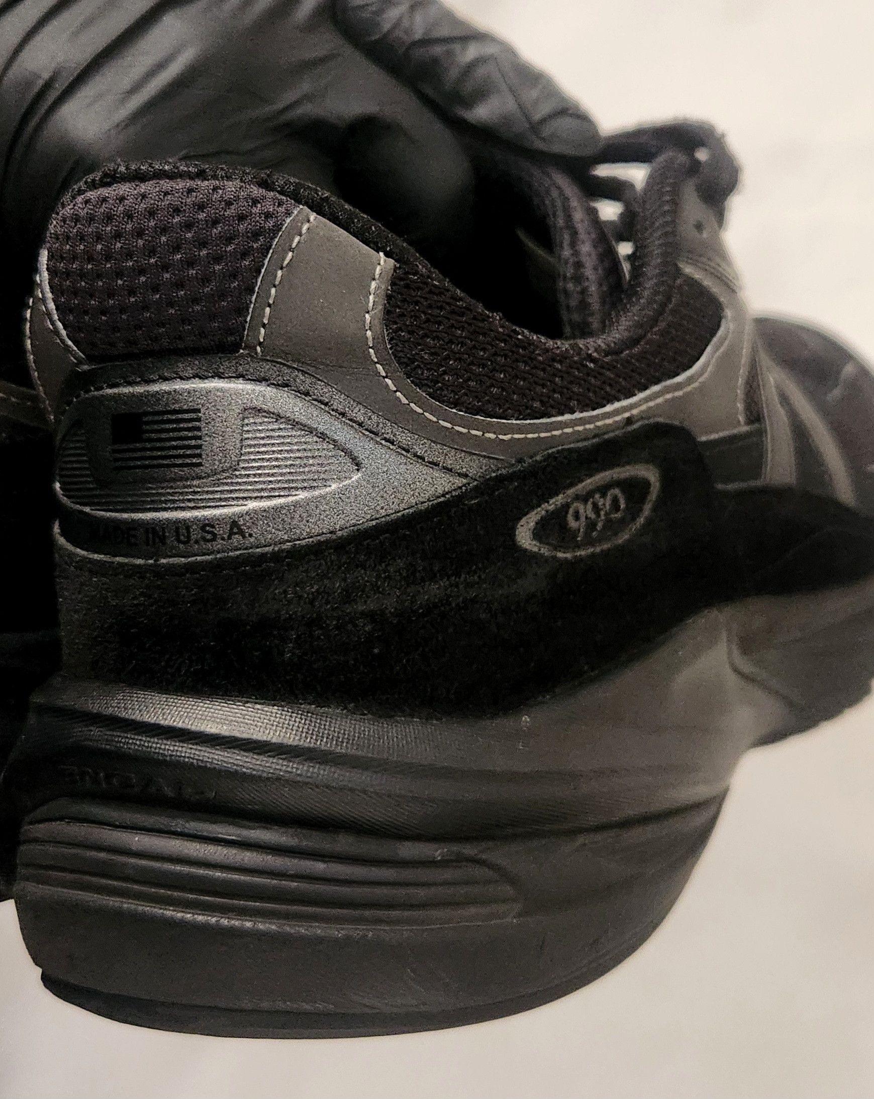 New Balance New Balance 990v6 Made in USA Triple Black SZ 11.5 X-Wide 4E Size US 11.5 / EU 44-45 - 9 Thumbnail