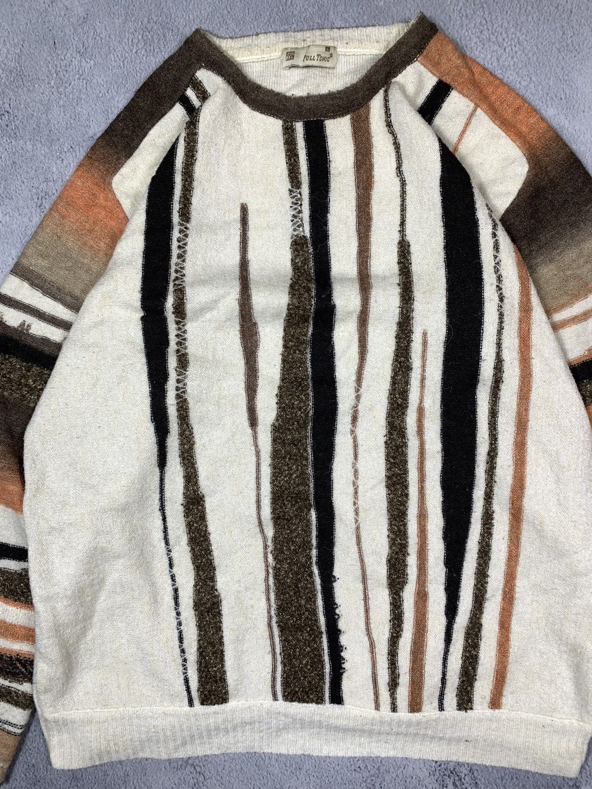 Other Vintage 90s Coloured sweater Japanese streetwear size L Size US L / EU 52-54 / 3 - 4 Thumbnail