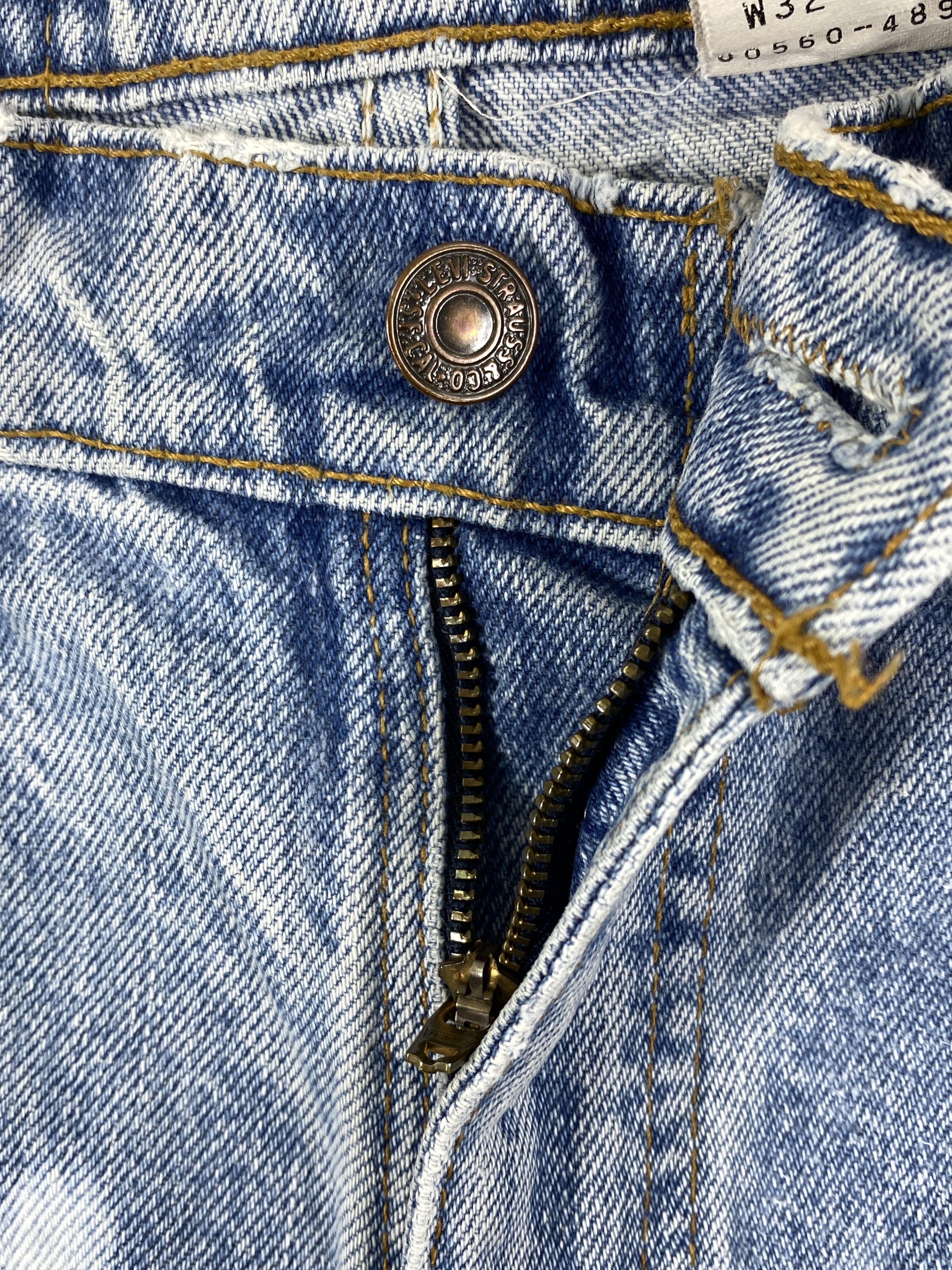 Japanese Brand 90's Light Blue Wash Vintage Levi's 560 USA 30x30 -JN1874 Size US 30 / EU 46 - 6 Thumbnail