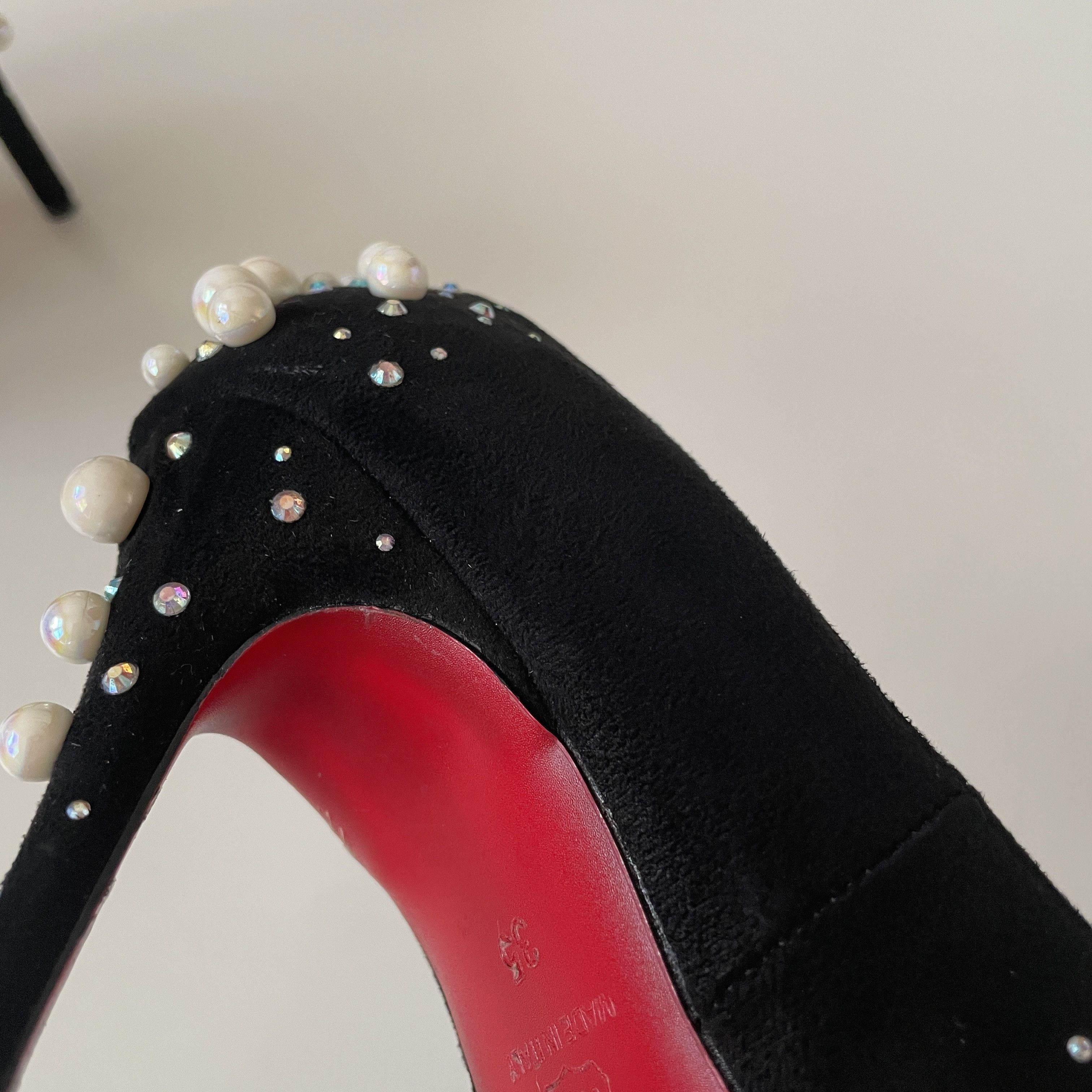 Christian Louboutin RARE 👠 Christian Louboutin Black Suede Embellished Pump Size US 5 / IT 35 - 24 Thumbnail