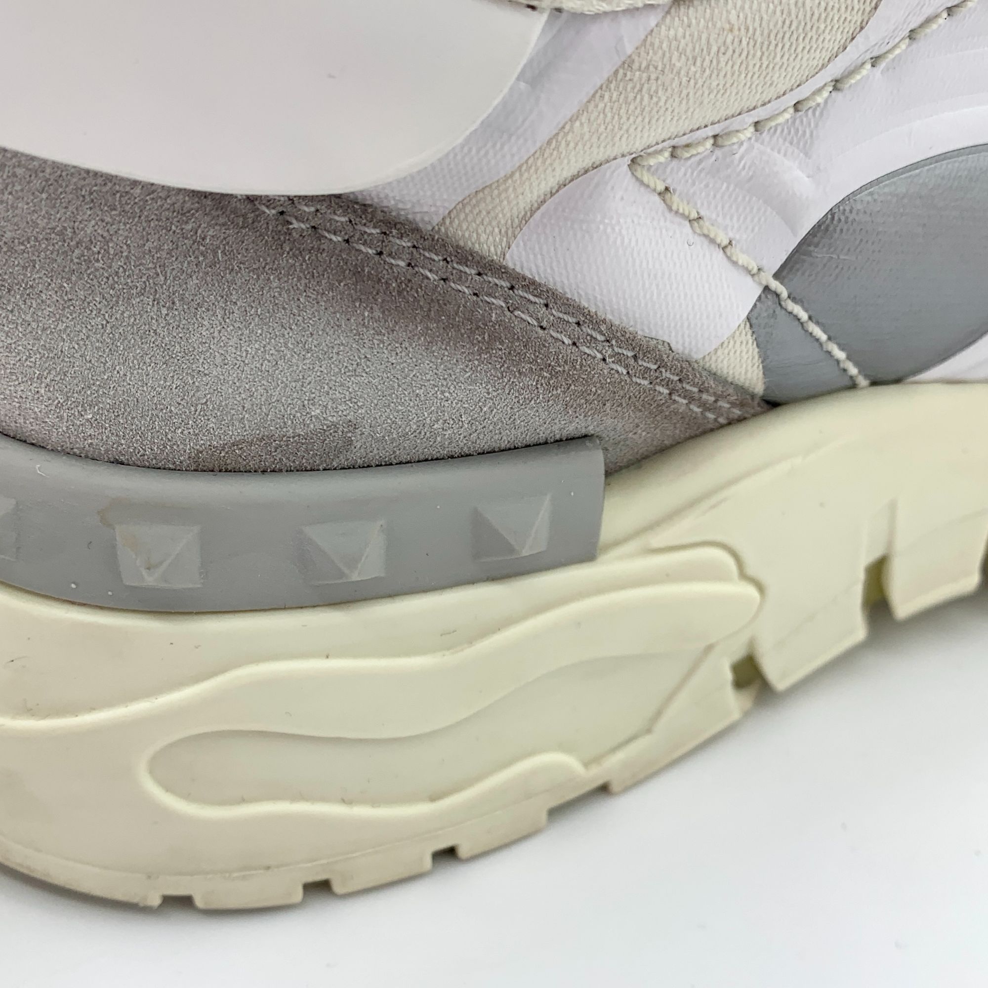 Valentino Q11911 Valentino Camouflage Design Chunky Sneakers Size US 9 / EU 42 - 9 Thumbnail
