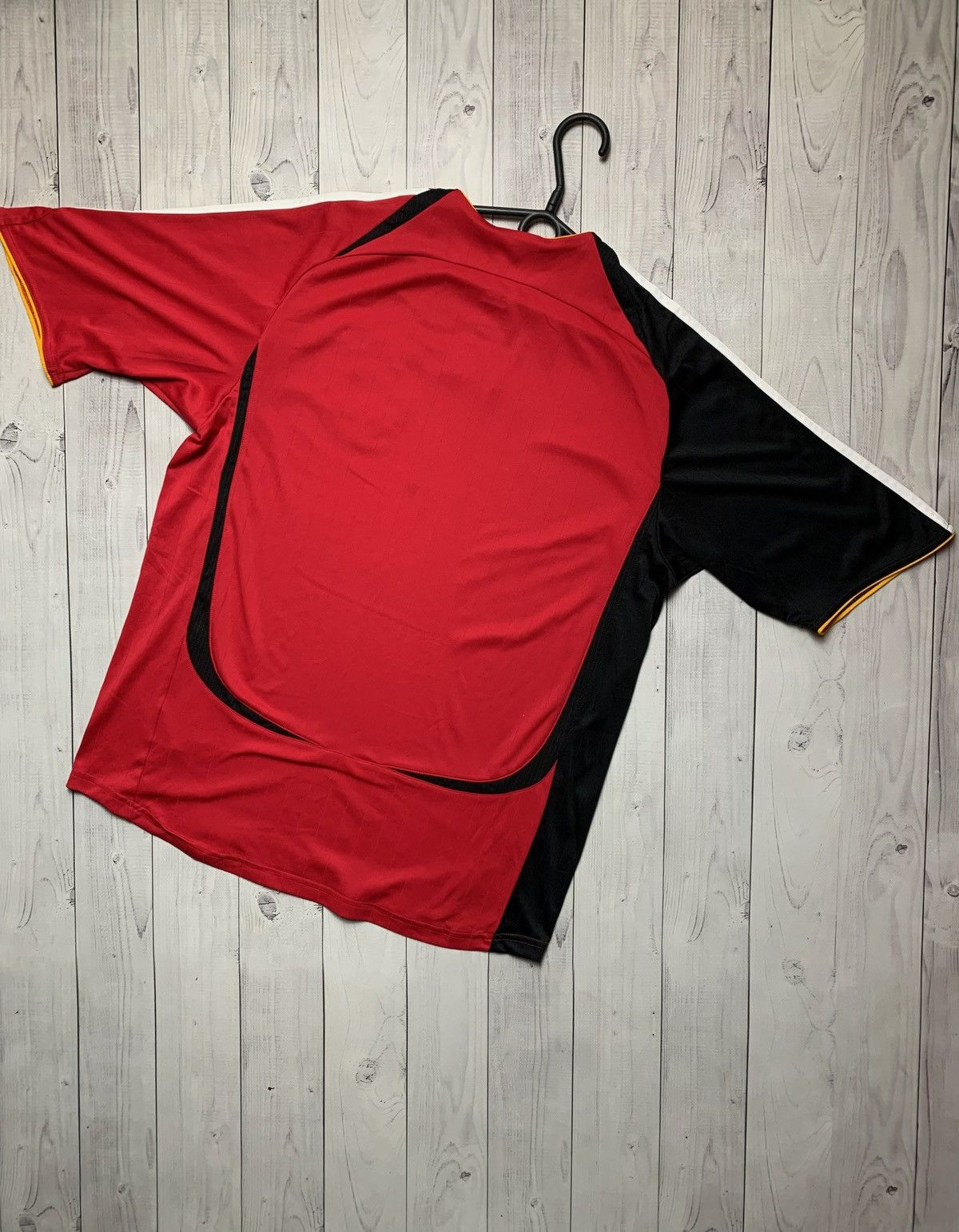 Adidas × Vintage Vintage adidas Deutschland red soccer jersey rare S Size US S / EU 44-46 / 1 - 4 Thumbnail