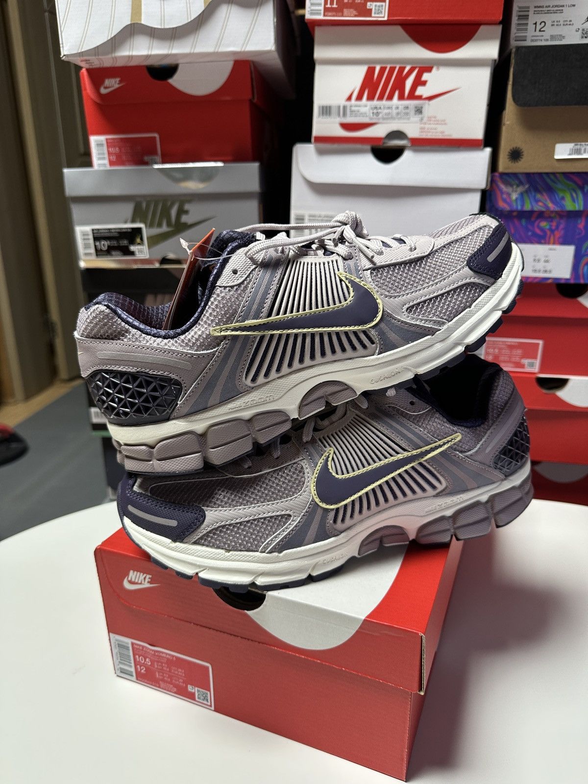 Nike New Nike Vomero 5 Platinum Violet Men Sz 10.5 WMN Sz 12 Size US 10.5 / EU 43-44 - 2 Thumbnail