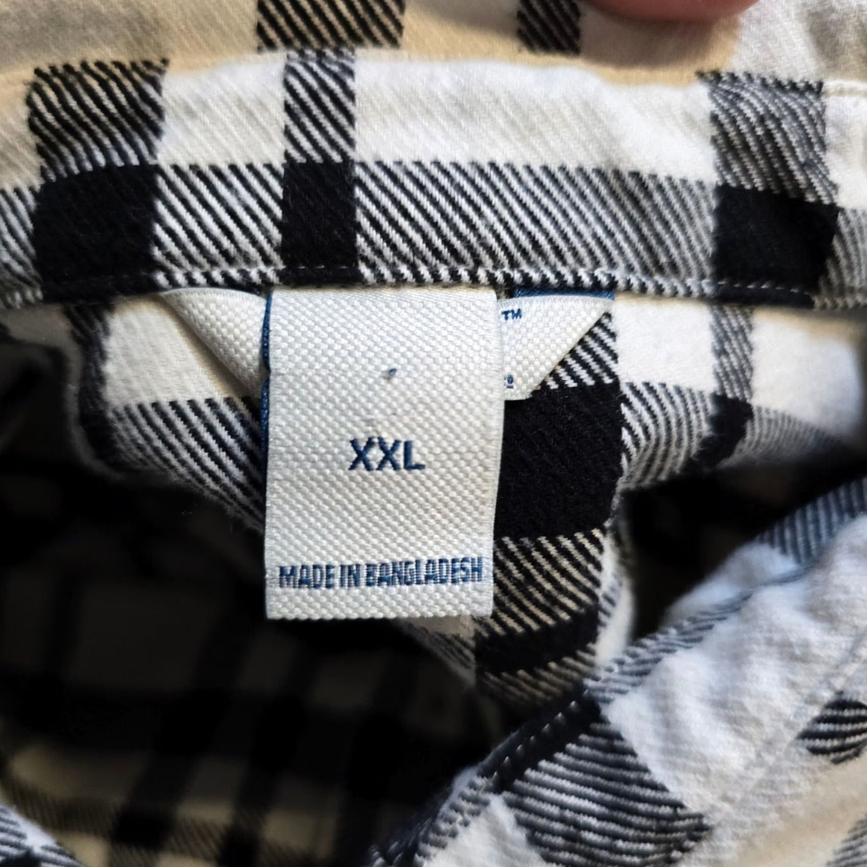 Vintage Duluth Shirt Womens 2XL Plaid Flannel Long Sleeve Button-Up Casual White Black Pockets Classic Outdoor Mens (adjust if gender) Size XXL / US 16-18 / IT 52-54 - 4 Thumbnail