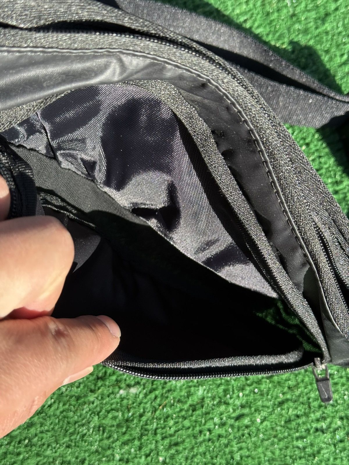 Nike Nike Running Waist/Shoulder Bag w/ adjustable strap Size ONE SIZE - 4 Thumbnail
