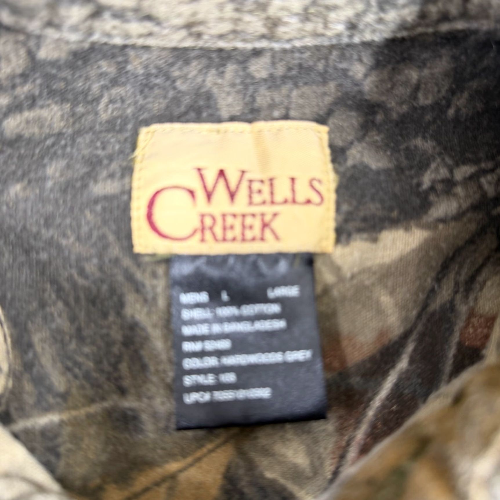 Realtree Wells Creek Shirt Mens Size Large Button Up Hunting Camping Realtree Camouflage Vintage All Seasons Long Sleeve Beig e 100% Cotton Size US L / EU 52-54 / 3 - 4 Thumbnail