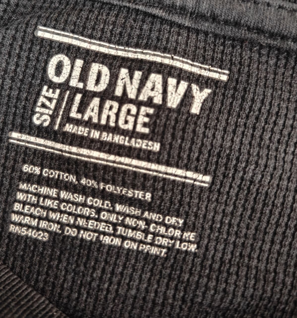 Old Navy Old Navy Skull Long Sleeve T Size US M / EU 48-50 / 2 - 2 Thumbnail