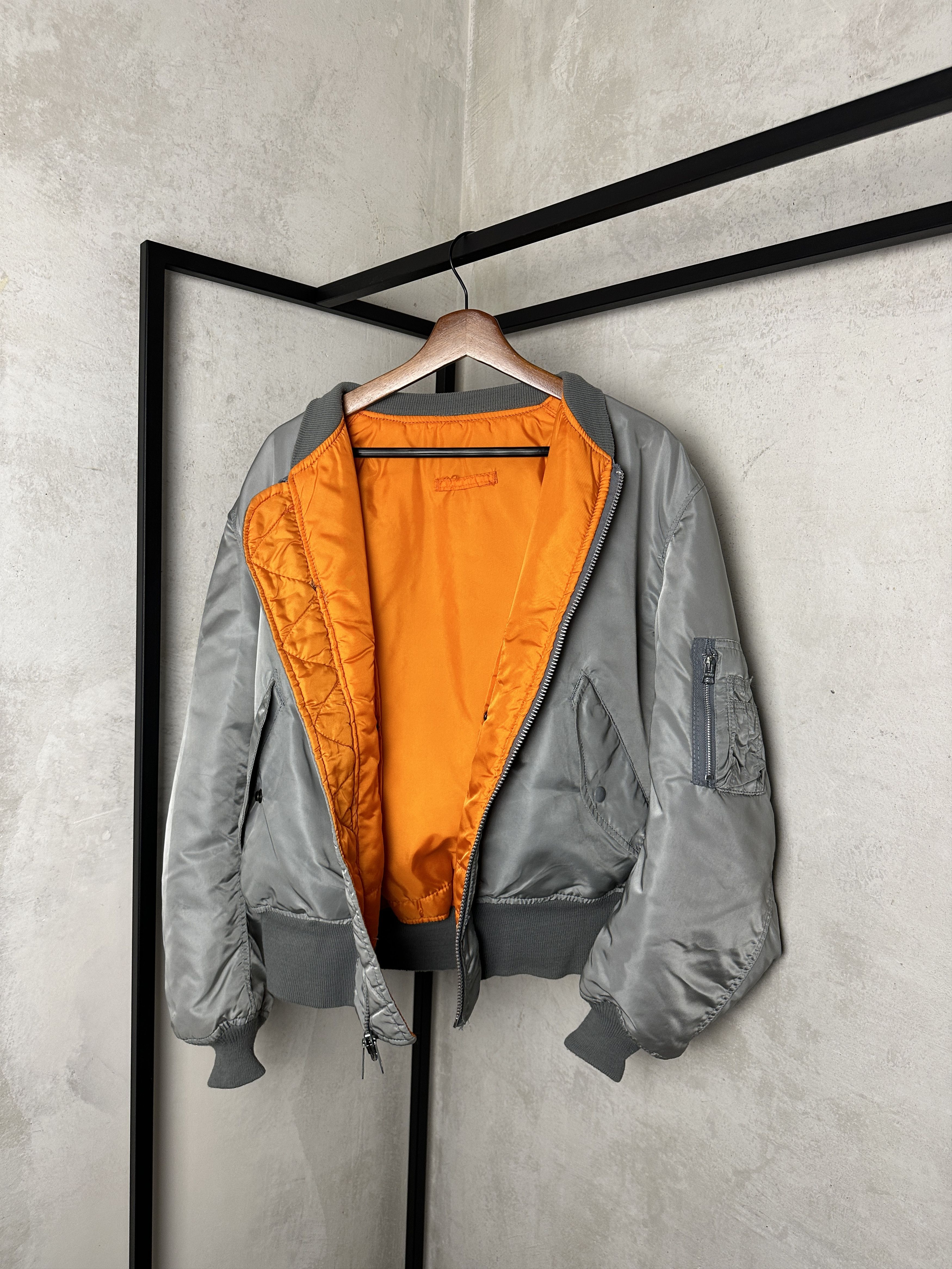 Alpha Industries Alpha Industries Reversible Bomber Jacket Size XL / US 12-14 / IT 48-50 - 2 Thumbnail