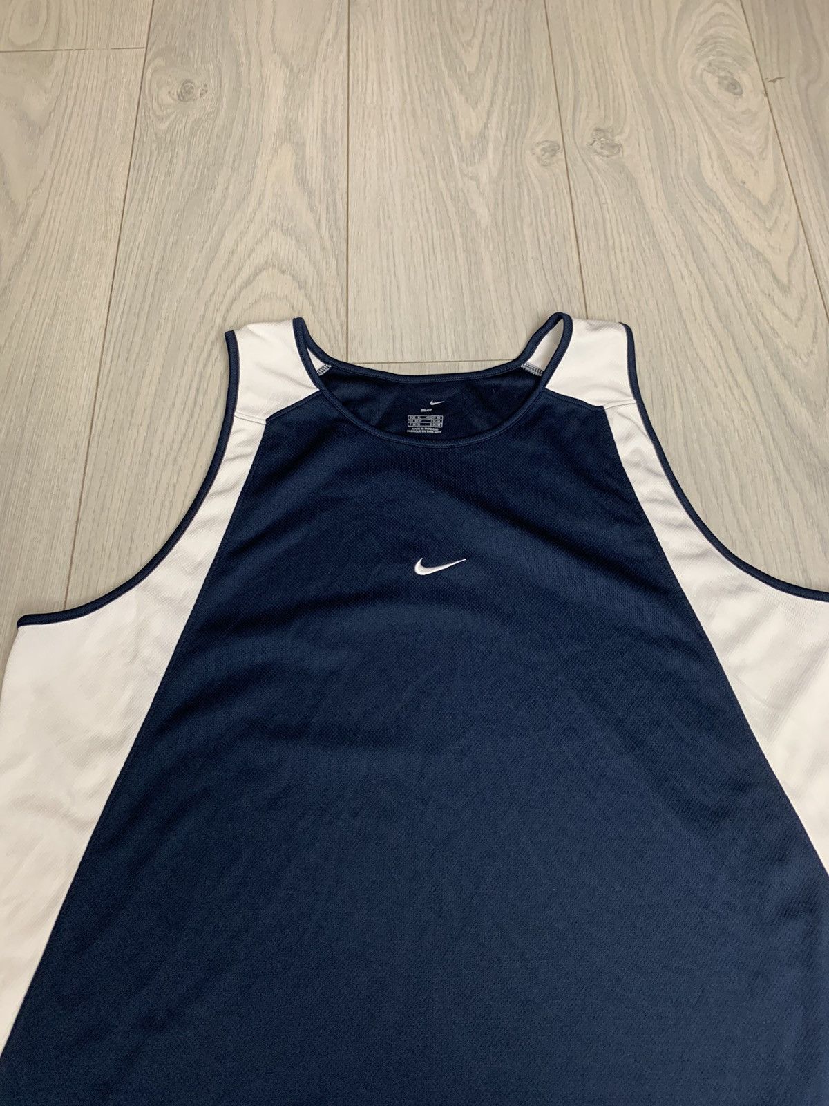 Nike × Vintage Vintage Nike With Centre Swoosh Size US XL / EU 56 / 4 - 3 Thumbnail