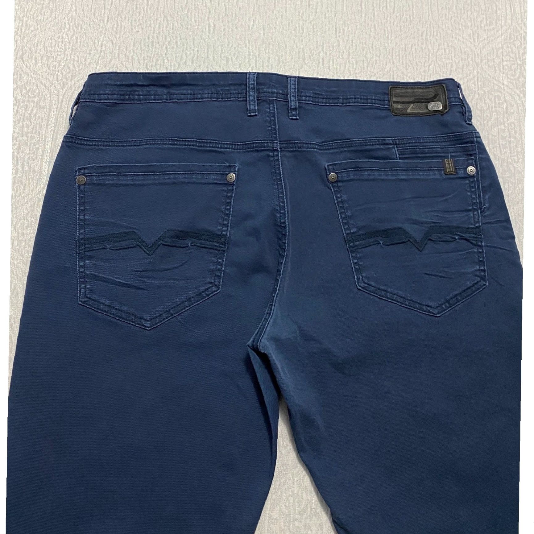 Buffalo David Bitton VINTAGE Buffalo David Bitton Six X Jeans Men 38x34 Navy Blue Straight Stretch Pants Belt? Size US 38 / EU 54 - 5 Thumbnail
