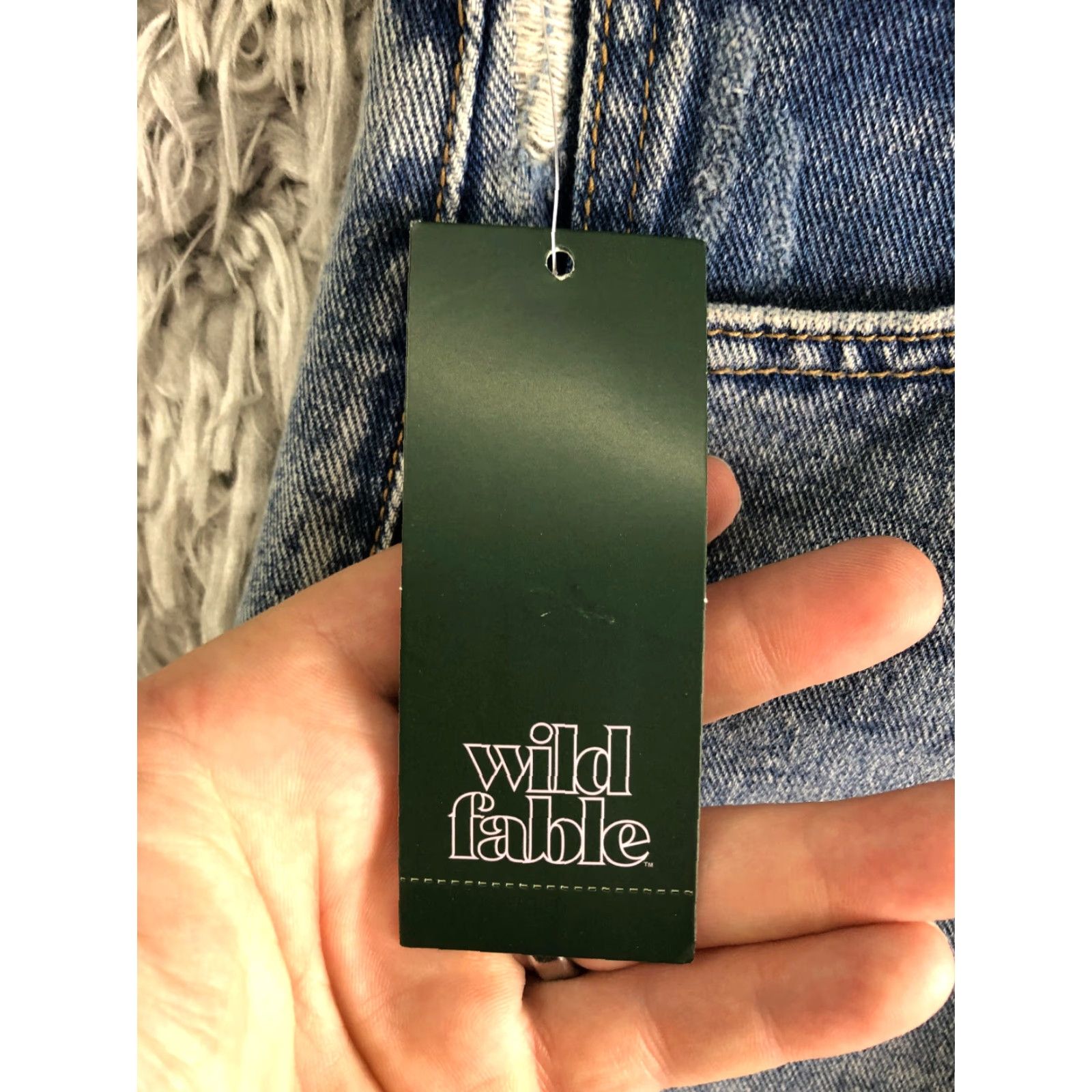 Vintage Wild Fable Womens Size 6 High Rise Cutoff Medium Wash Blue Denim Jean Shorts Size 28" / US 6 / IT 42 - 5 Thumbnail