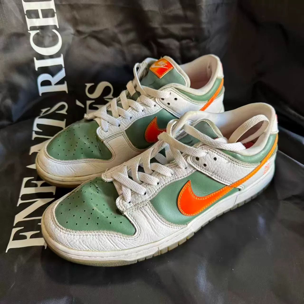 Nike Nike DUNK Green Lowtop Sneakers 42 Men Size US 9 / EU 42 - 1 Thumbnail
