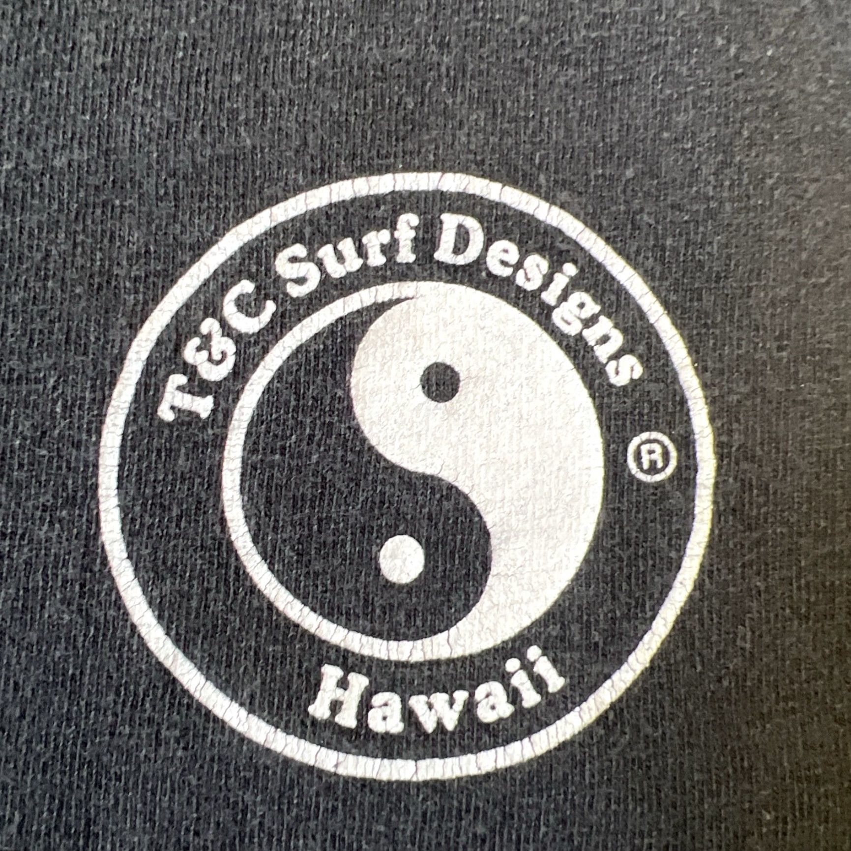 ALOHAS VINTAGE T&C Surf Designs Hawaii Tank Top Shirt XL Men Black Graphic Print Surfer Logo Double-Sided 2020s Crew Neck Sleeveless T-Shirt Shirt Size US XL / EU 56 / 4 - 4 Thumbnail