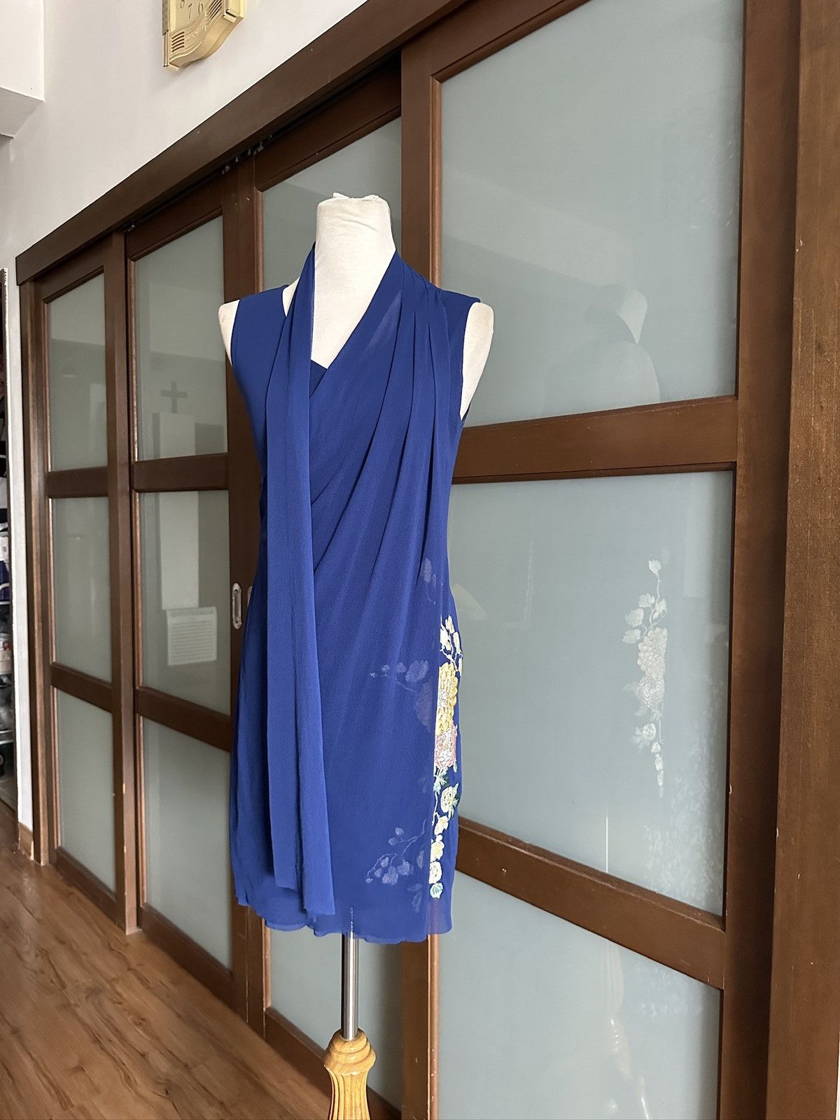 Vivienne Tam Vivienne Tam dress with attached scarf Size S / US 4 / IT 40 - 2 Thumbnail