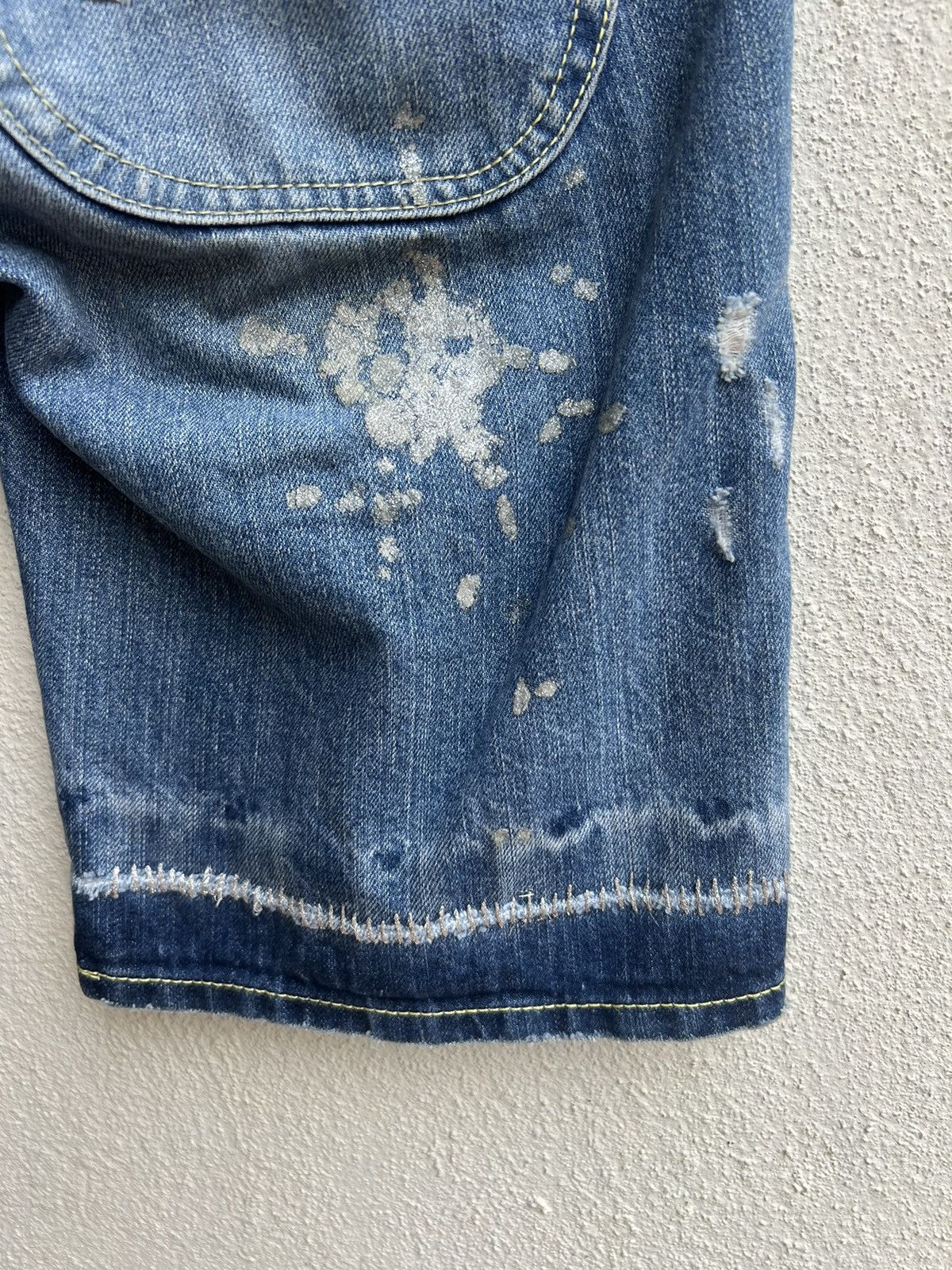 Tsumori Chisato Tsumori Chisato Distressed Denim Painter Short Pant Size US 30 / EU 46 - 17 Thumbnail