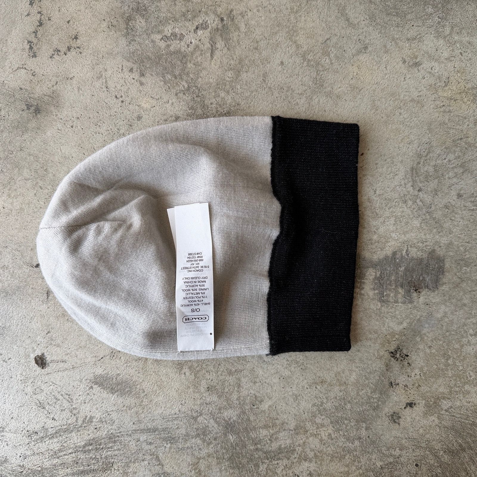 Coach Coach Signature Logo Knit Beanie Hat Black and White O/S Size ONE SIZE - 4 Thumbnail