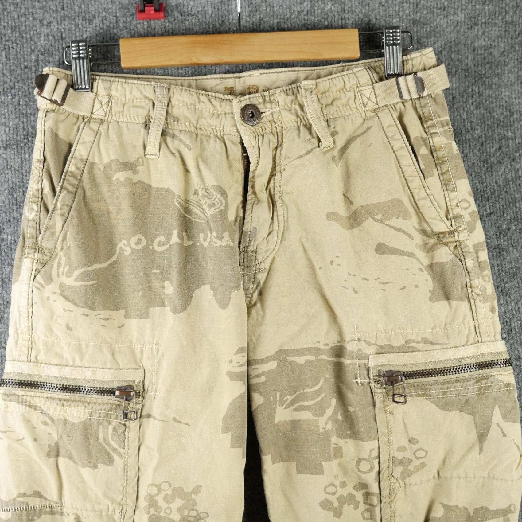 Vintage Y2K Vintage Z-Brand Cargo Pants Mens 30x32 Beige Camo Canvas Front Pockets Relaxed Straight Pants Mens Cargo Pants Beige Camouflage 30x32 Size US 30 / EU 46 - 2 Thumbnail
