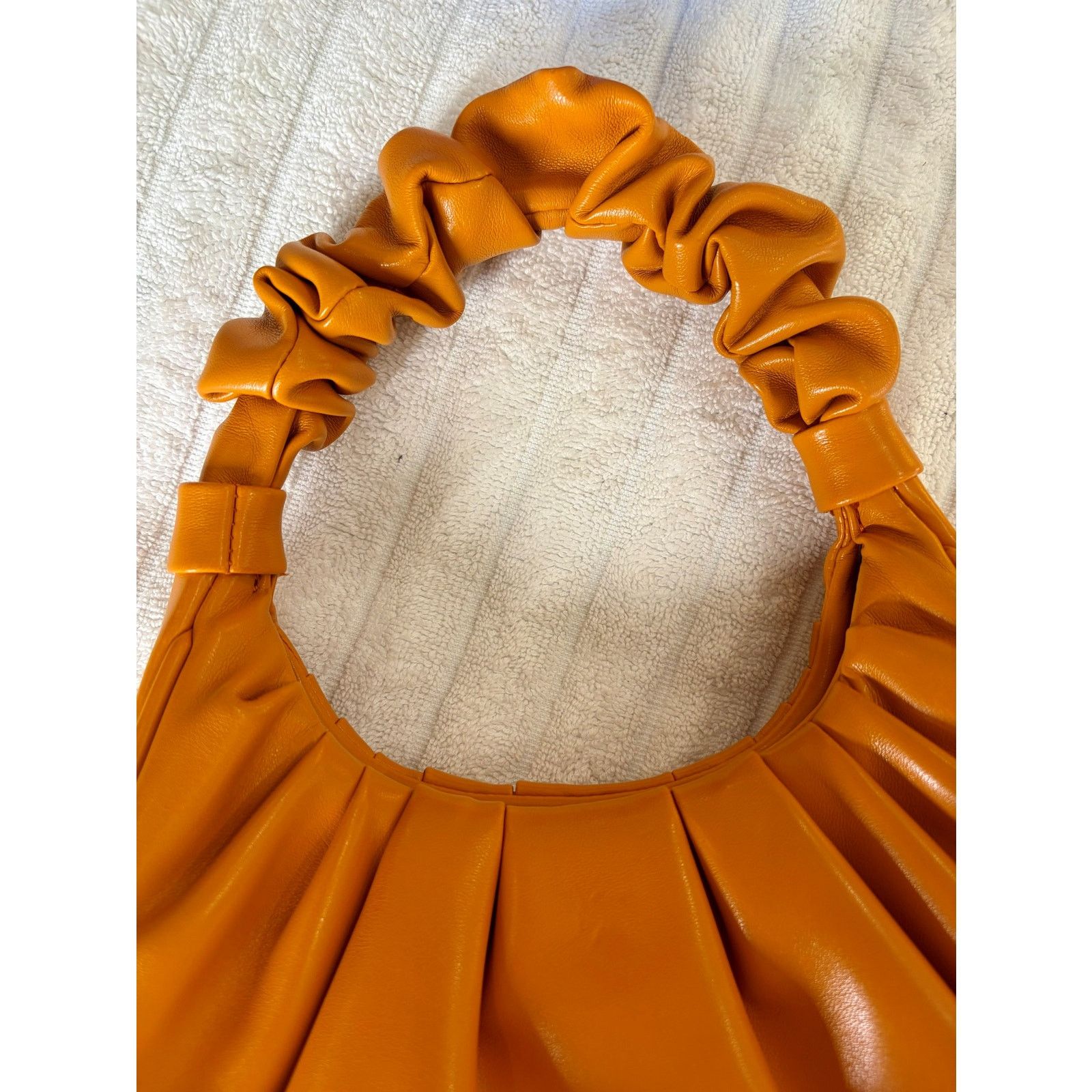 JW PEI JW PEI Gabbi Ruched Orange Vegan Leather Shoulder Fall bag Size ONE SIZE - 7 Thumbnail