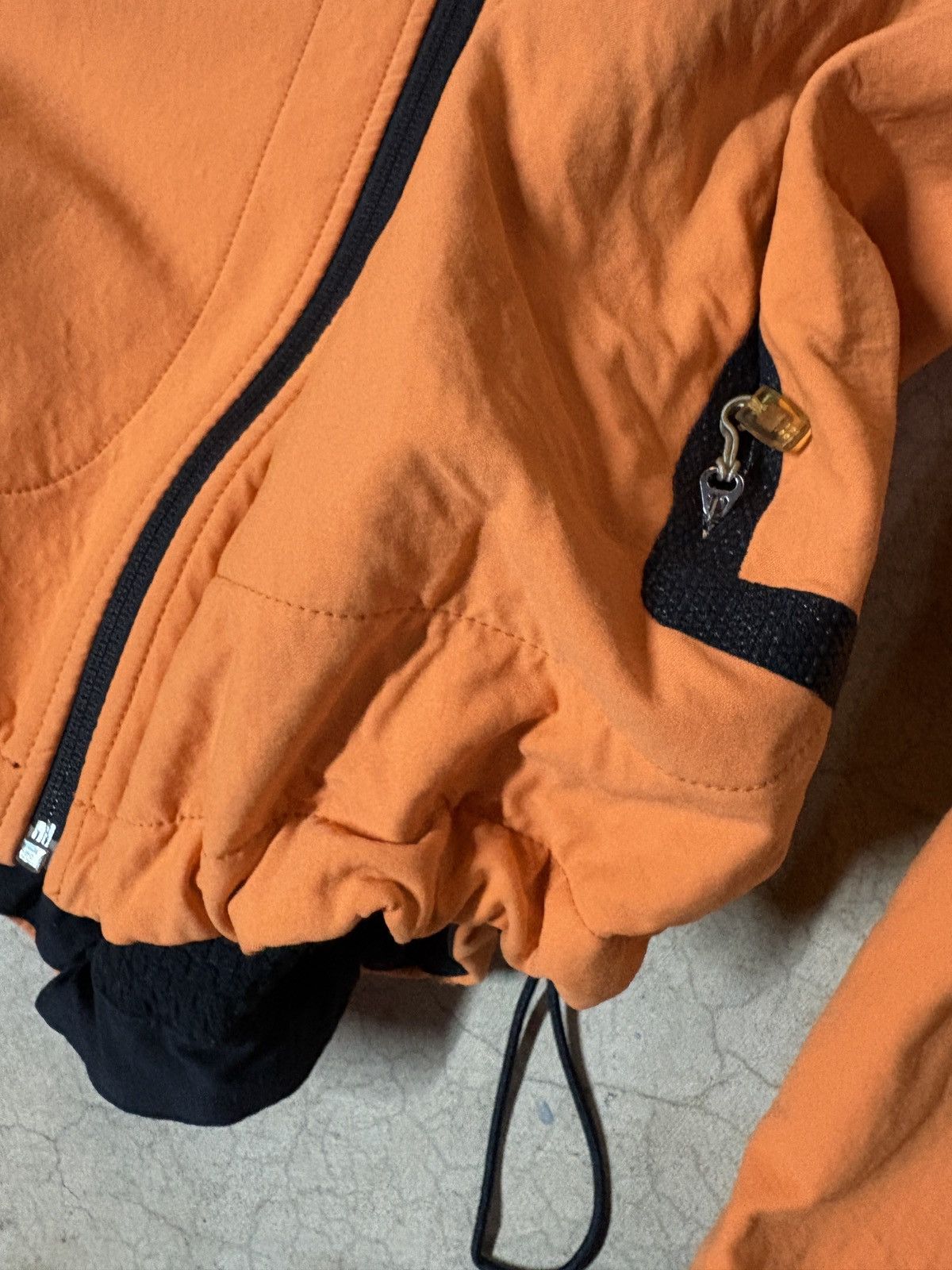 Nike VTG 00’s Nike Y2K Gorpcore Resistant Soft Shell Jacket Large Size US L / EU 52-54 / 3 - 5 Thumbnail