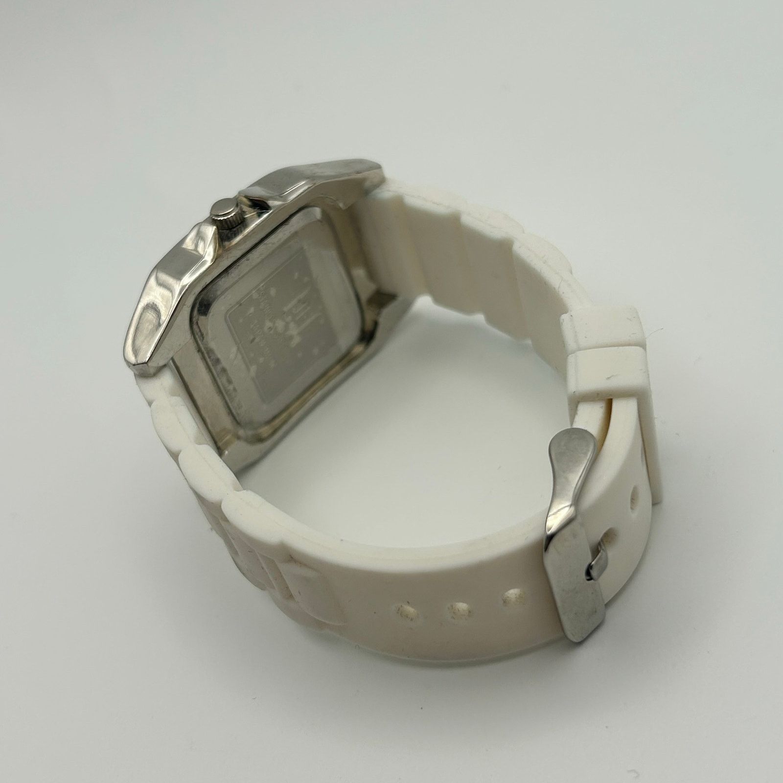 Other JustFab Encore Women Silver Case White Silicone Band Watch Size ONE SIZE - 5 Thumbnail