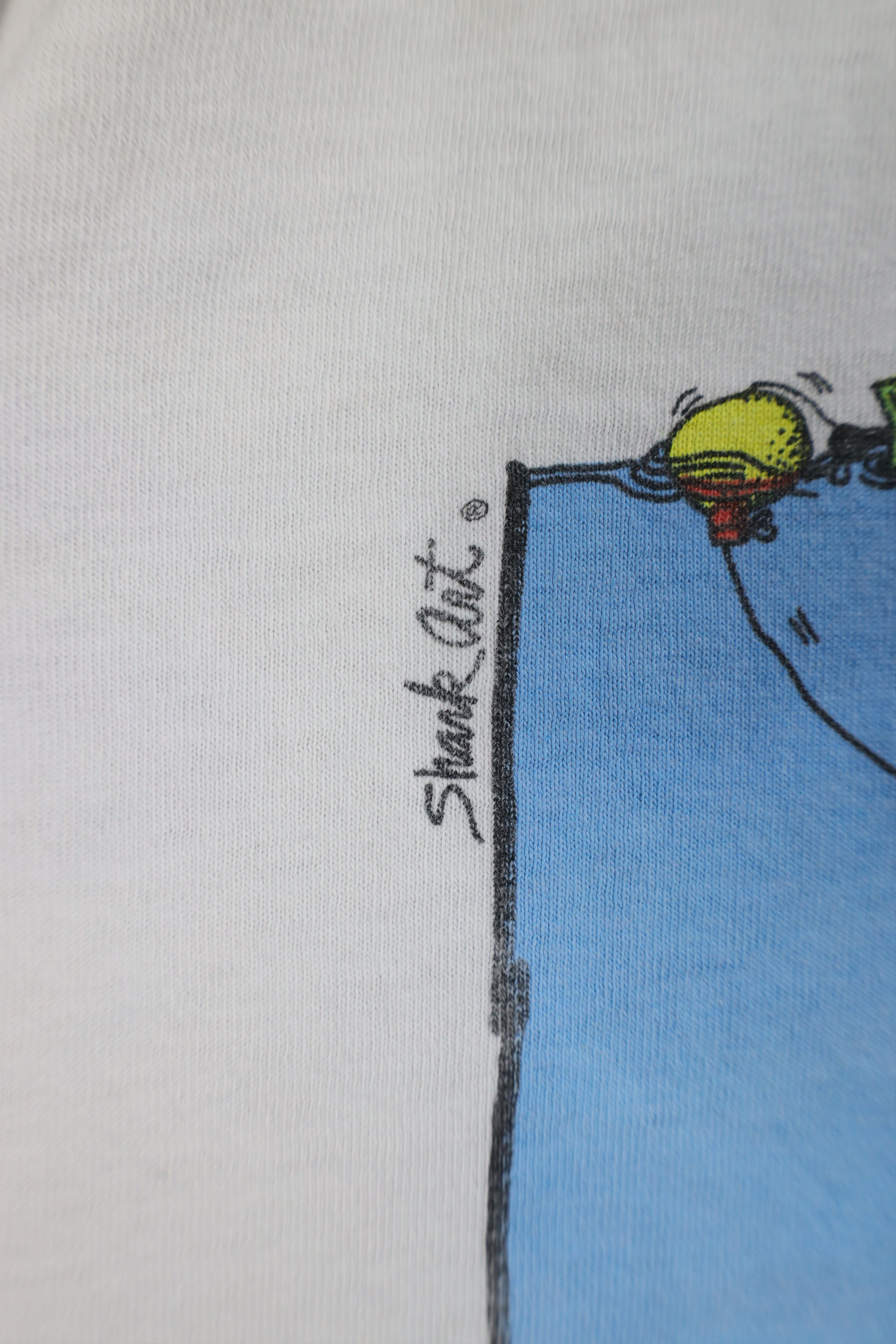 Vintage Vintage 90s Streetwear Funny Comic Shark Fishing T-Shirt USA Size US XL / EU 56 / 4 - 10 Thumbnail