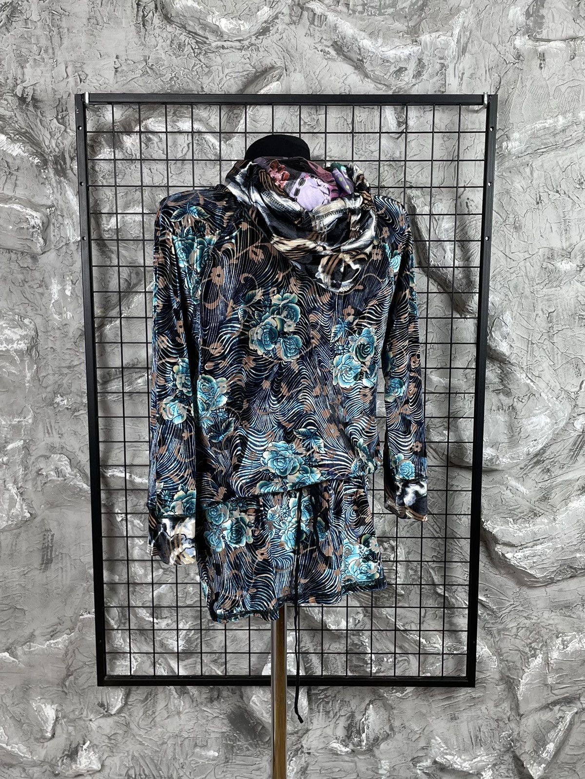 Custo Barcelona Custo Barcelona Y2K 2000s Rare Top JPG Juicy Couture Style Size S / US 4 / IT 40 - 13 Thumbnail