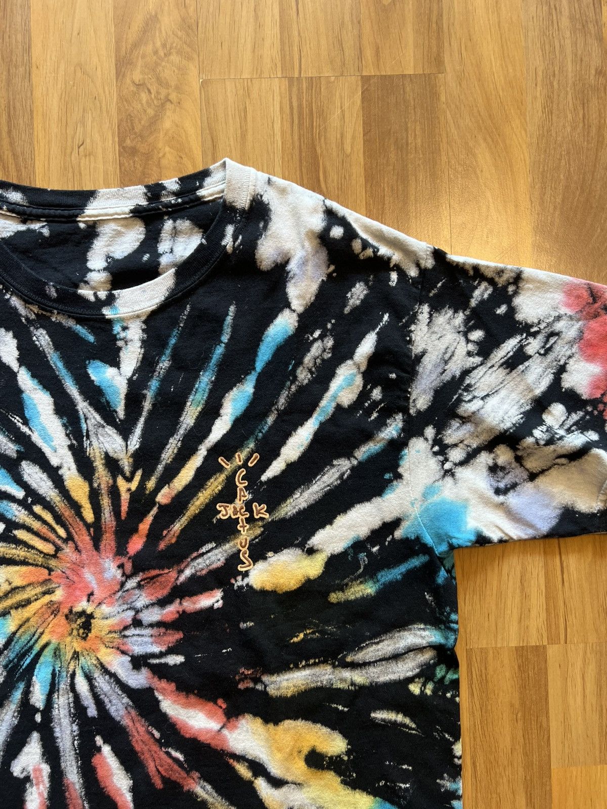 Travis Scott T-shirt Travis Scott “Highest in the Room” Tie-Dye Taglia M Size US M / EU 48-50 / 2 - 7 Thumbnail