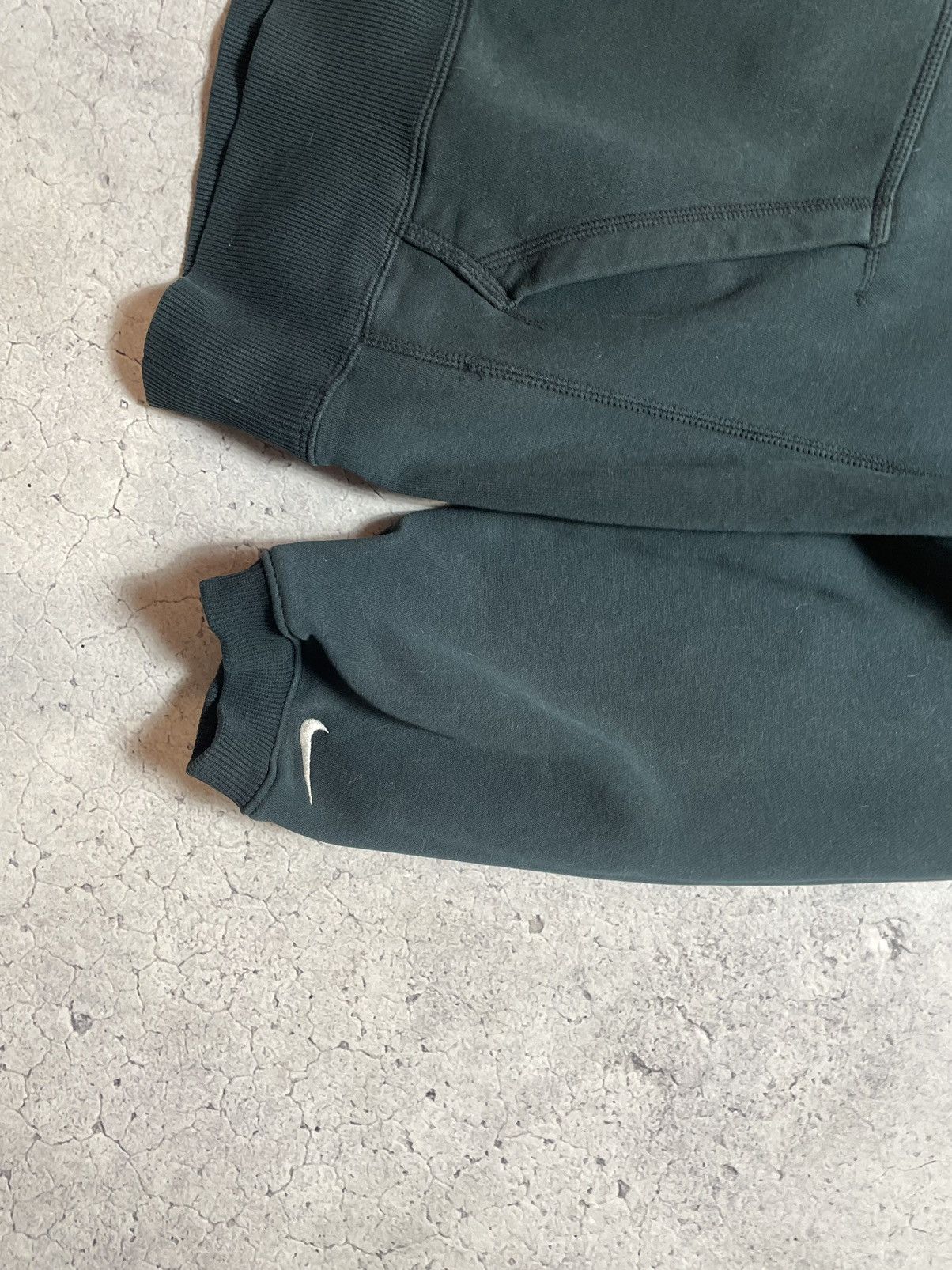 Nike Vintage Baggy Nike Big Swoosh Athdpt Drill Hoodie Y2K Size US M / EU 48-50 / 2 - 4 Thumbnail
