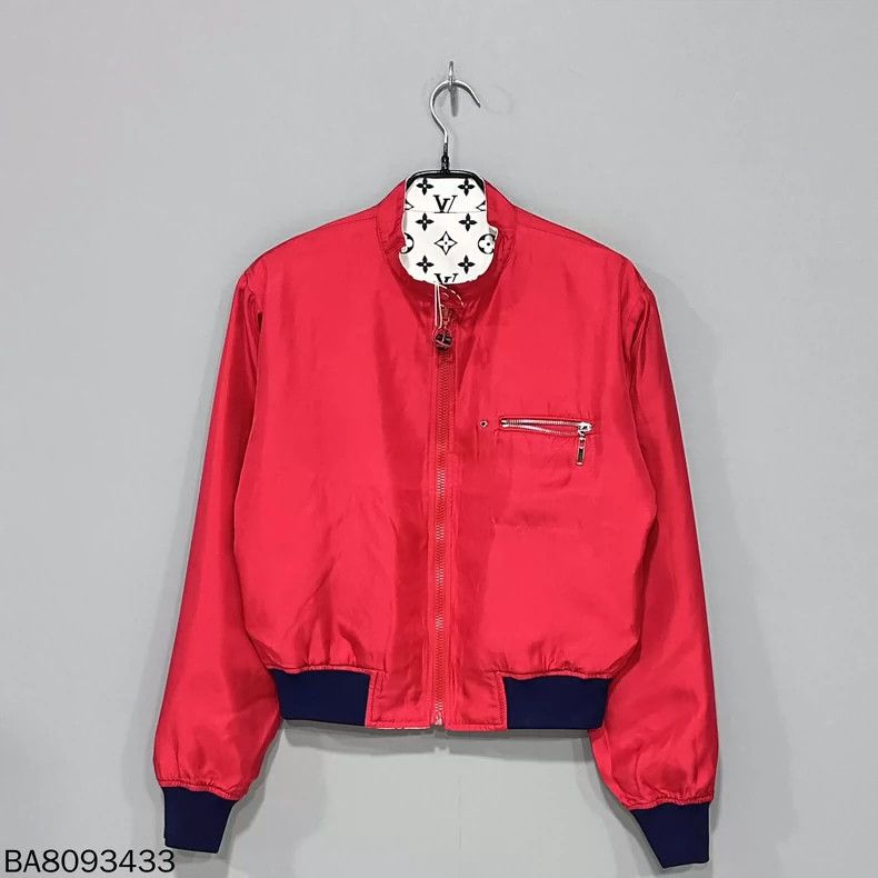 Louis Vuitton Louis Vuitton size 38 Double-sided logo jacket 2501-Nextarr Size US M / EU 48-50 / 2 - 6 Thumbnail