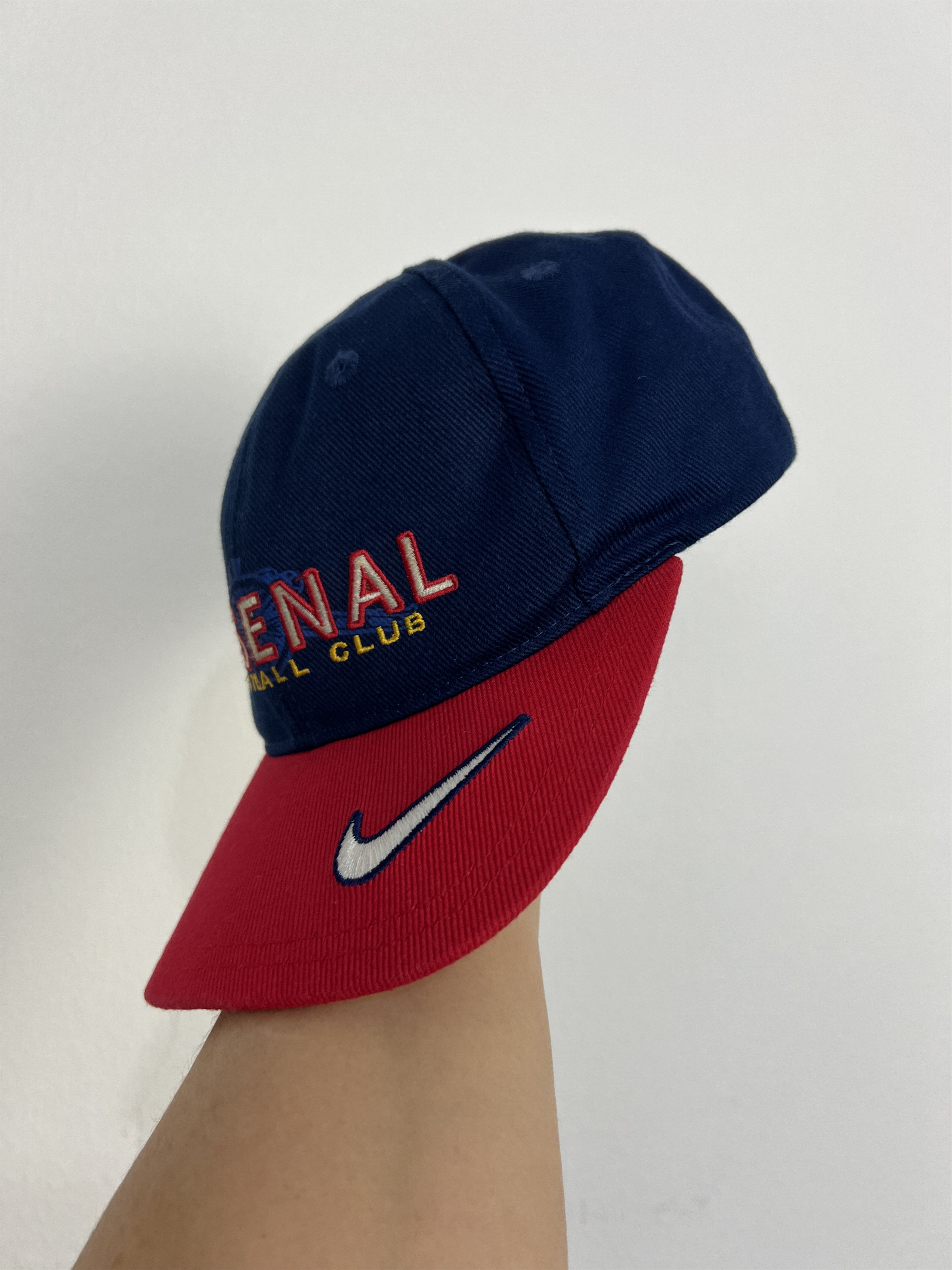 Nike Arsenal Gunners Snapback Hat Football Soccer Cap Big Logo Size ONE SIZE - 2 Thumbnail