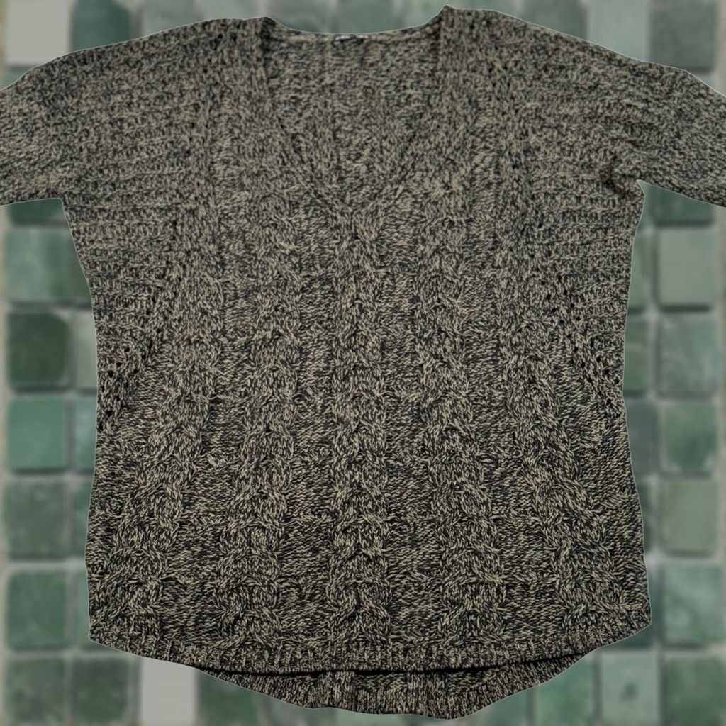 Express VINTAGE Express Cable Knit V-Neck Sweater Womens Green Black Marled Retro Pullover Fall Size M / US 6-8 / IT 42-44 - 1 Thumbnail