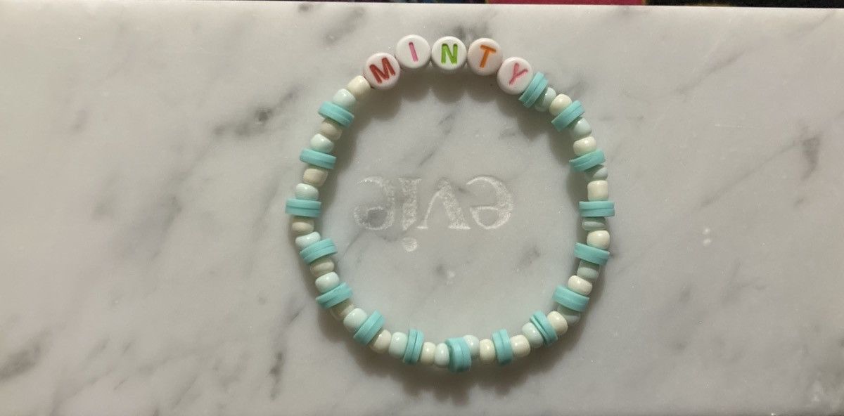 Other Minty themed bracelet Size ONE SIZE - 1 Preview