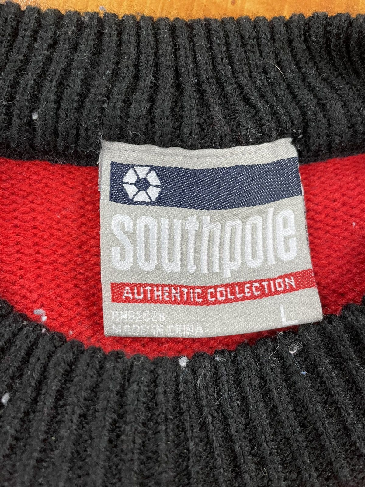 Vintage Vintage Southpole Striped Knit Sweater Size US L / EU 52-54 / 3 - 1 Thumbnail