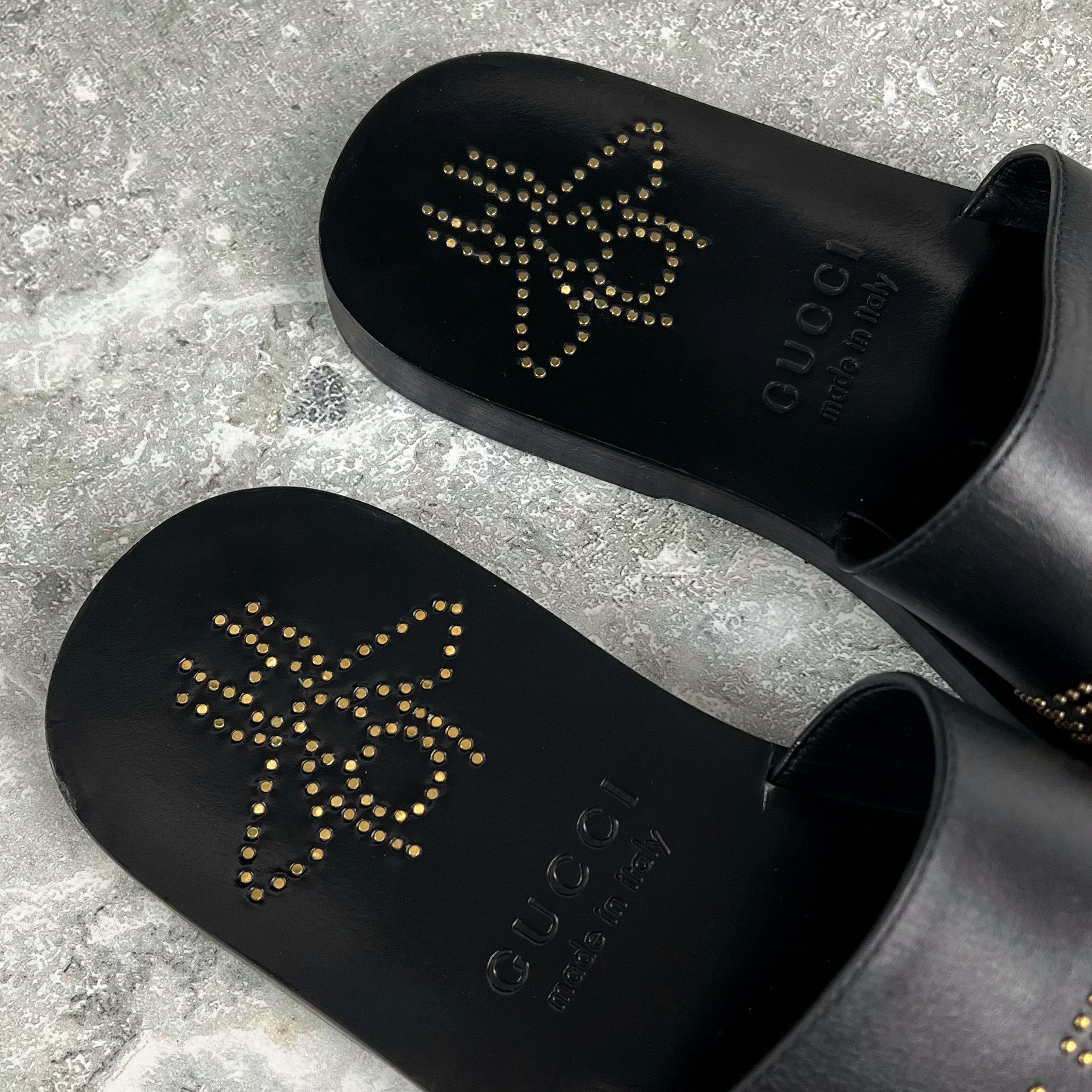 Gucci Studded Logo Bee Slides Sandals Leather Size US 8 / EU 41 - 11 Thumbnail