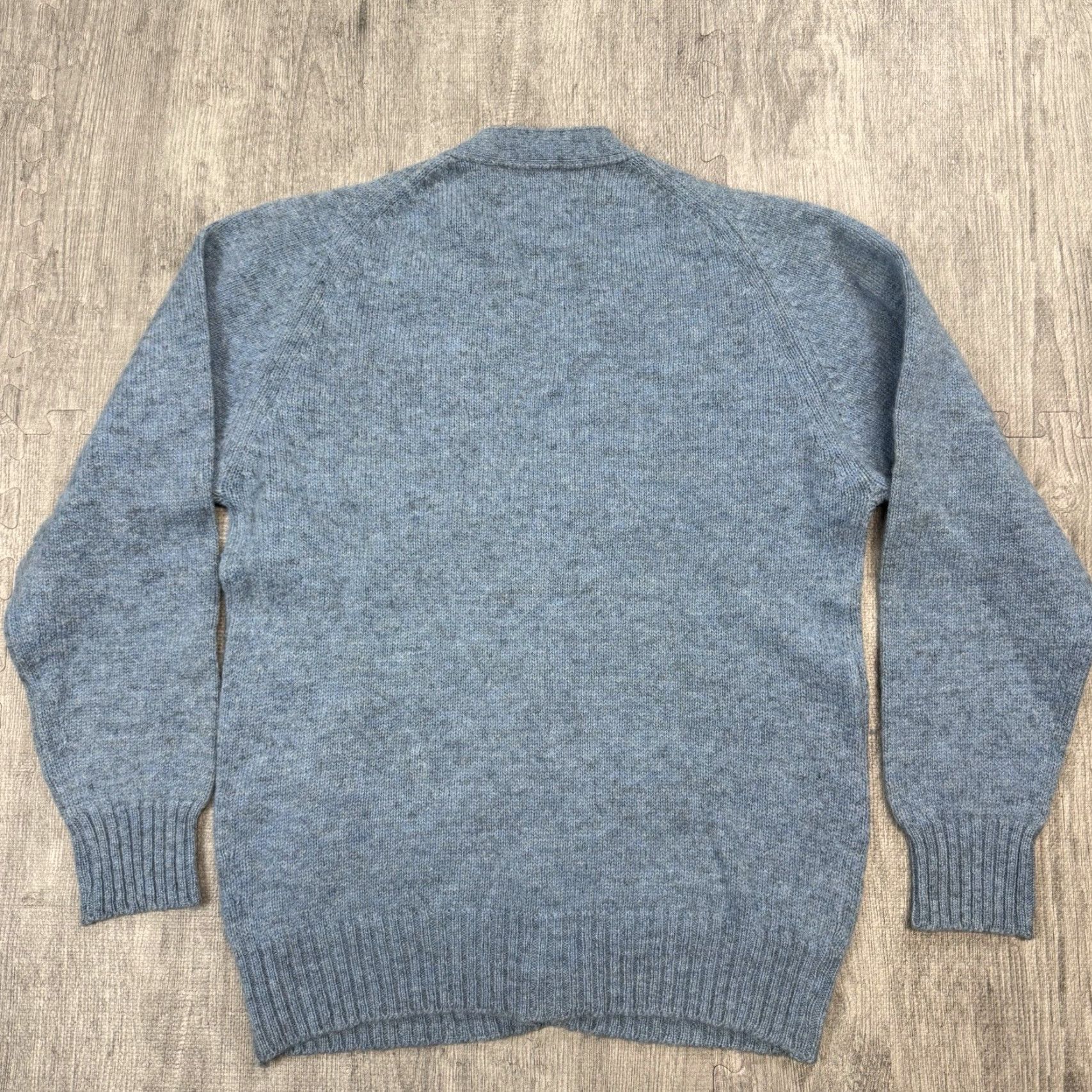 Vintage VINTAGE Denholm Scotland Shetland Wool Cardigan Mens Blue 5-Button Knit Pockets Classic 80s 90s Size L / US 10 / IT 46 - 6 Thumbnail