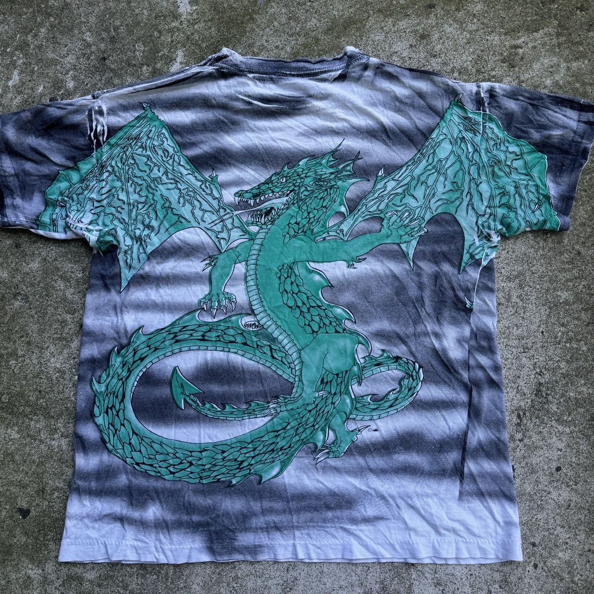 Vintage 90s Paper Thin Dragon Shirt Faded Thrashed ERD Distressed Size US L / EU 52-54 / 3 - 11 Thumbnail