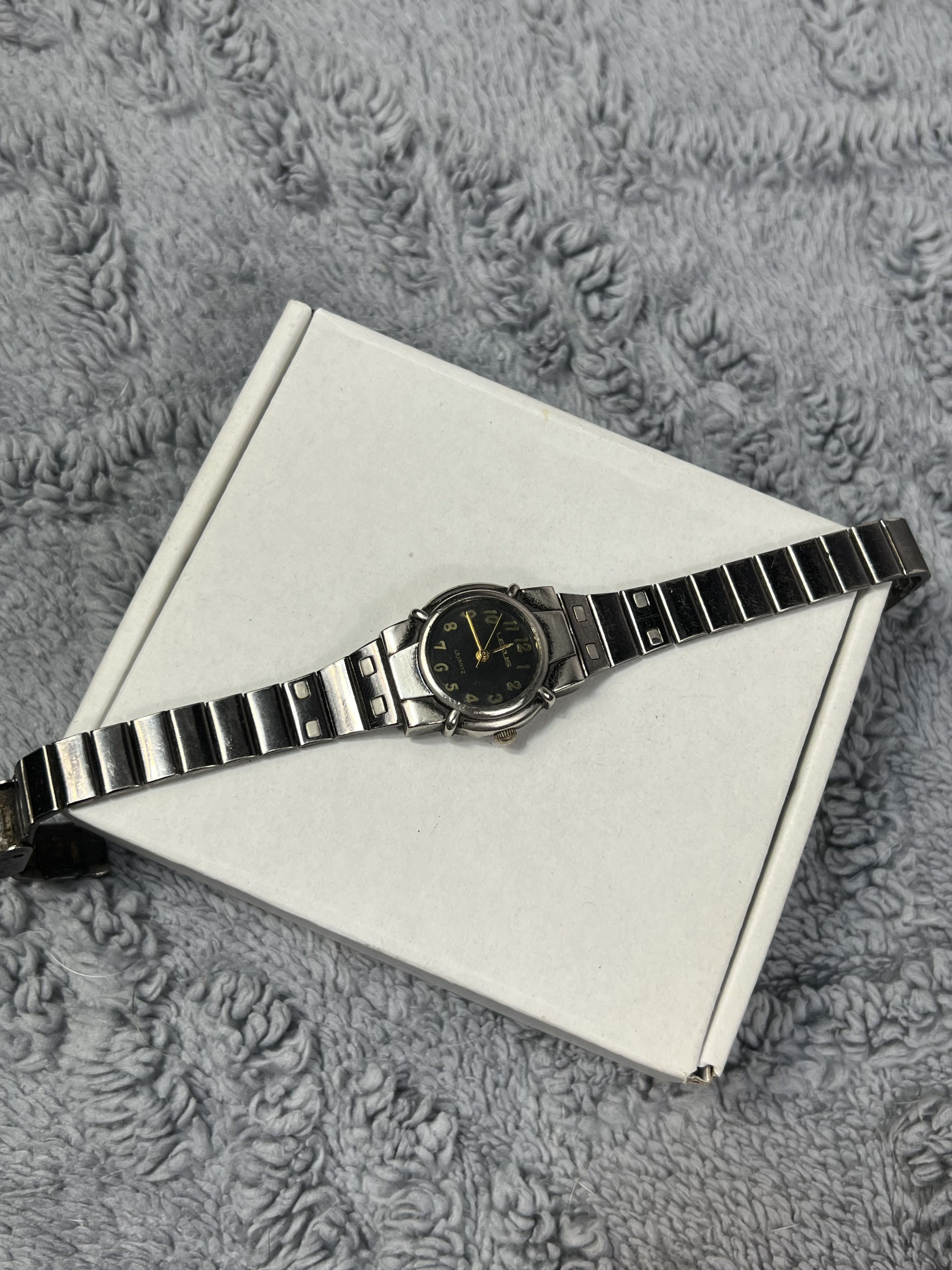 Vintage Futuristic Minimalistic Lexus Japanese Style Bracelet Watch Size ONE SIZE - 13 Thumbnail